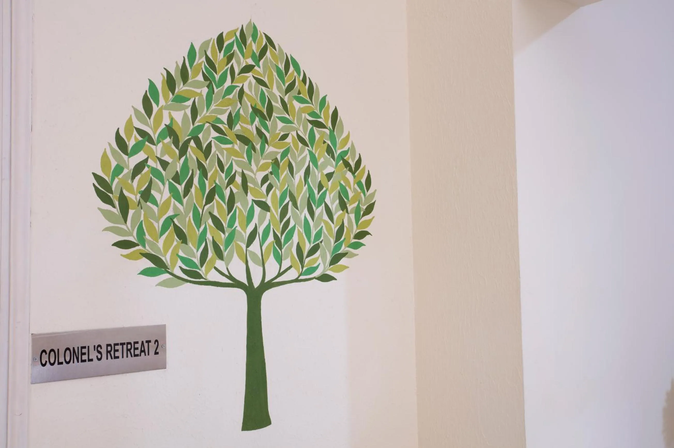 Facade/entrance in Colonel's Retreat 2