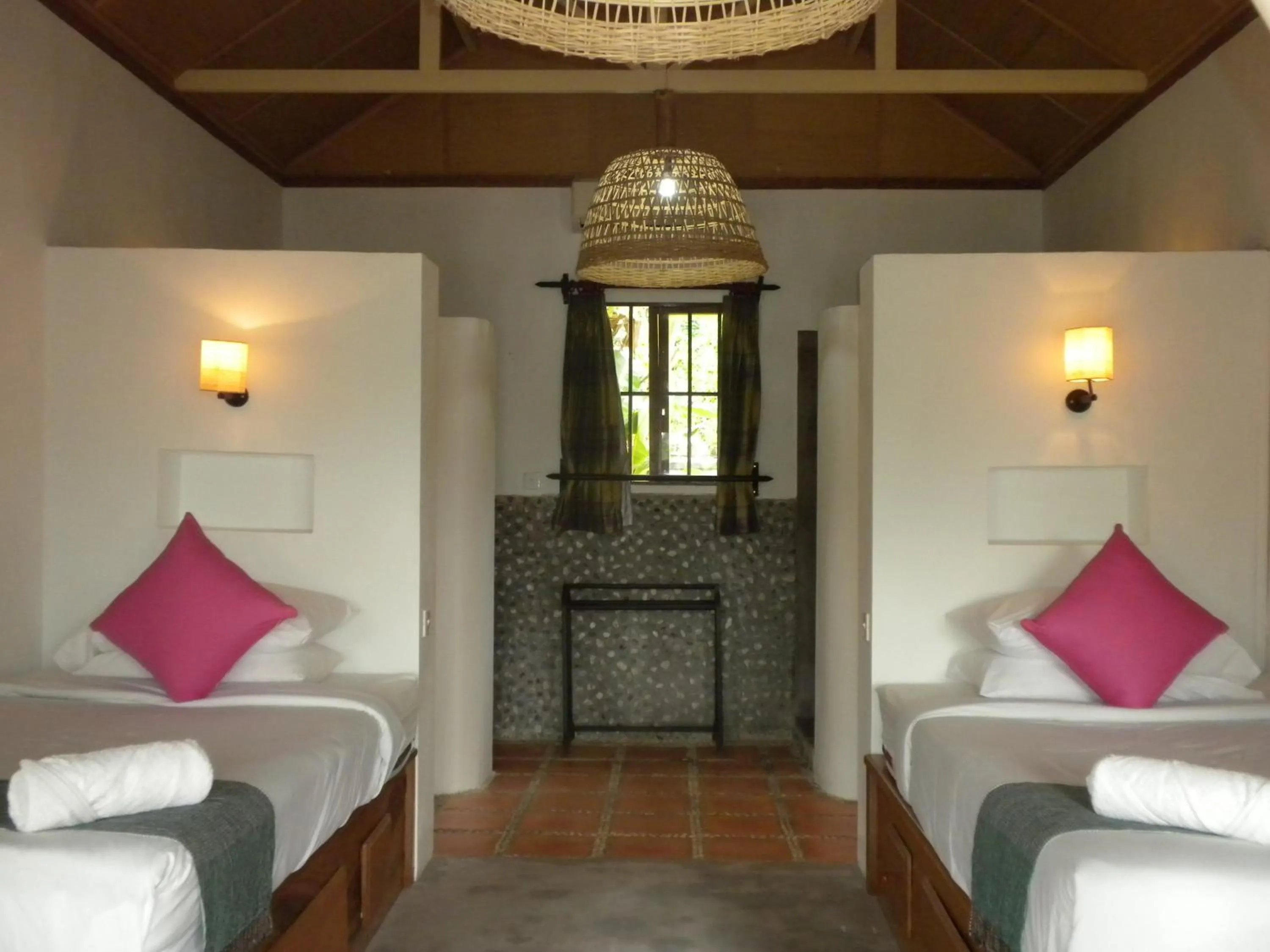 Bed in Raingsey Bungalow