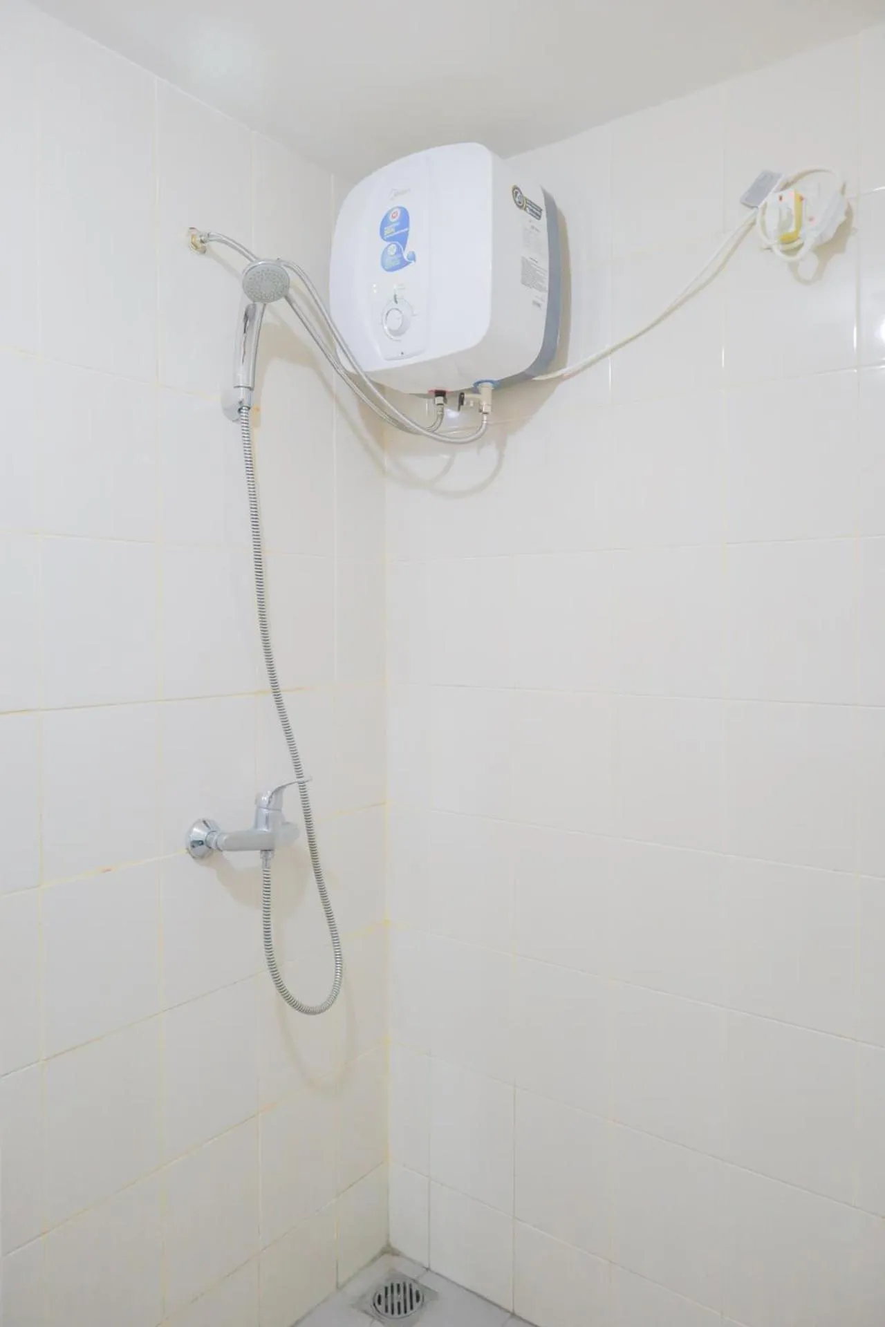 Bathroom in Flagship 210 Amethyst Kemayoran