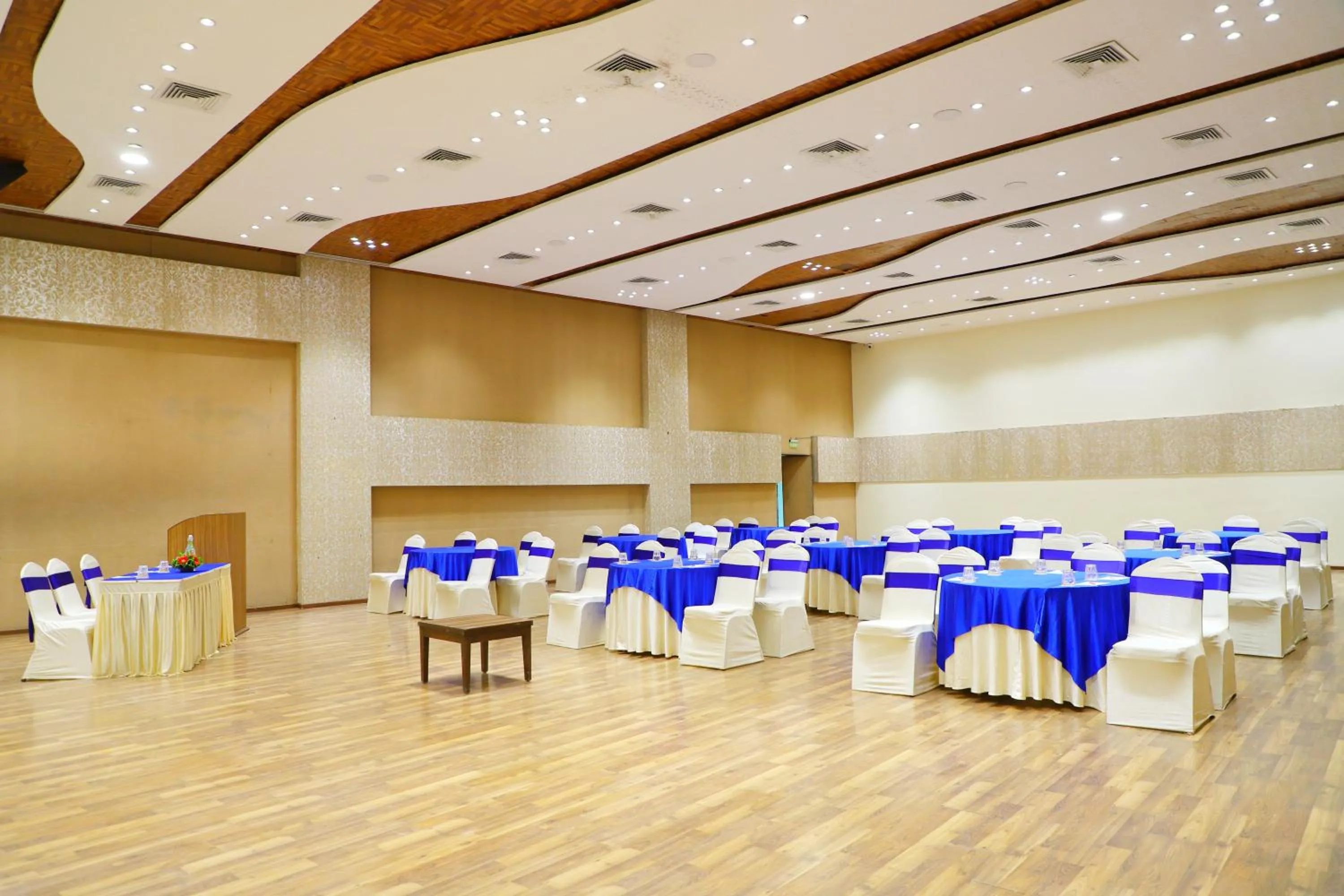 Banquet/Function facilities in Boulevard 9 Luxury Resort & Spa