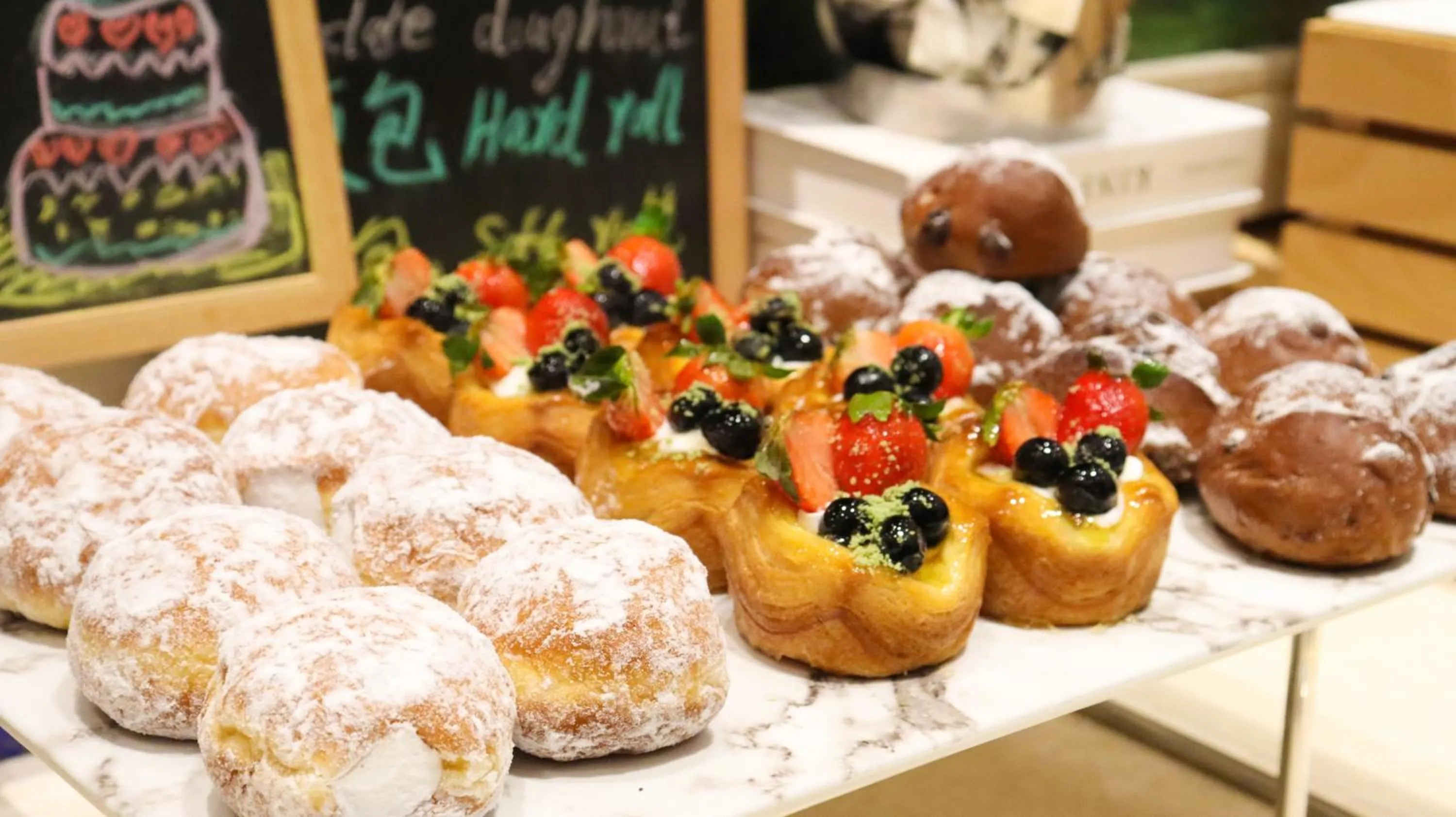 Restaurant/places to eat in Lv Shou Hotel