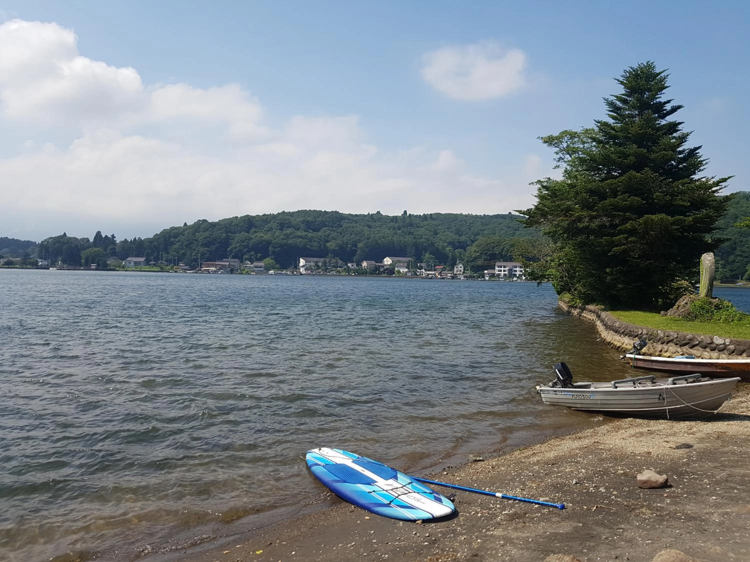 Natural landscape in White Tree Log House Madarao Tangram