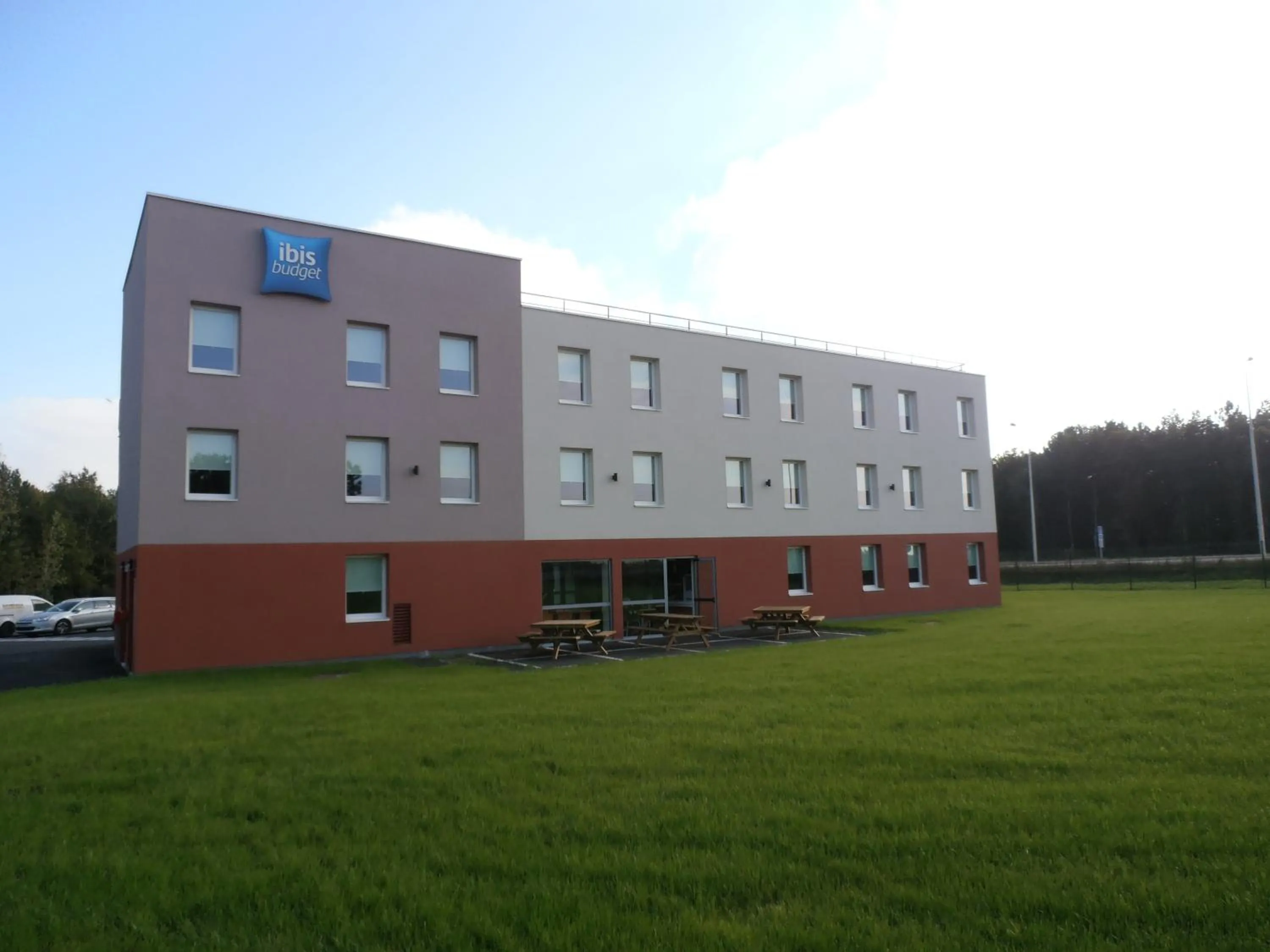Facade/entrance in ibis budget Romorantin