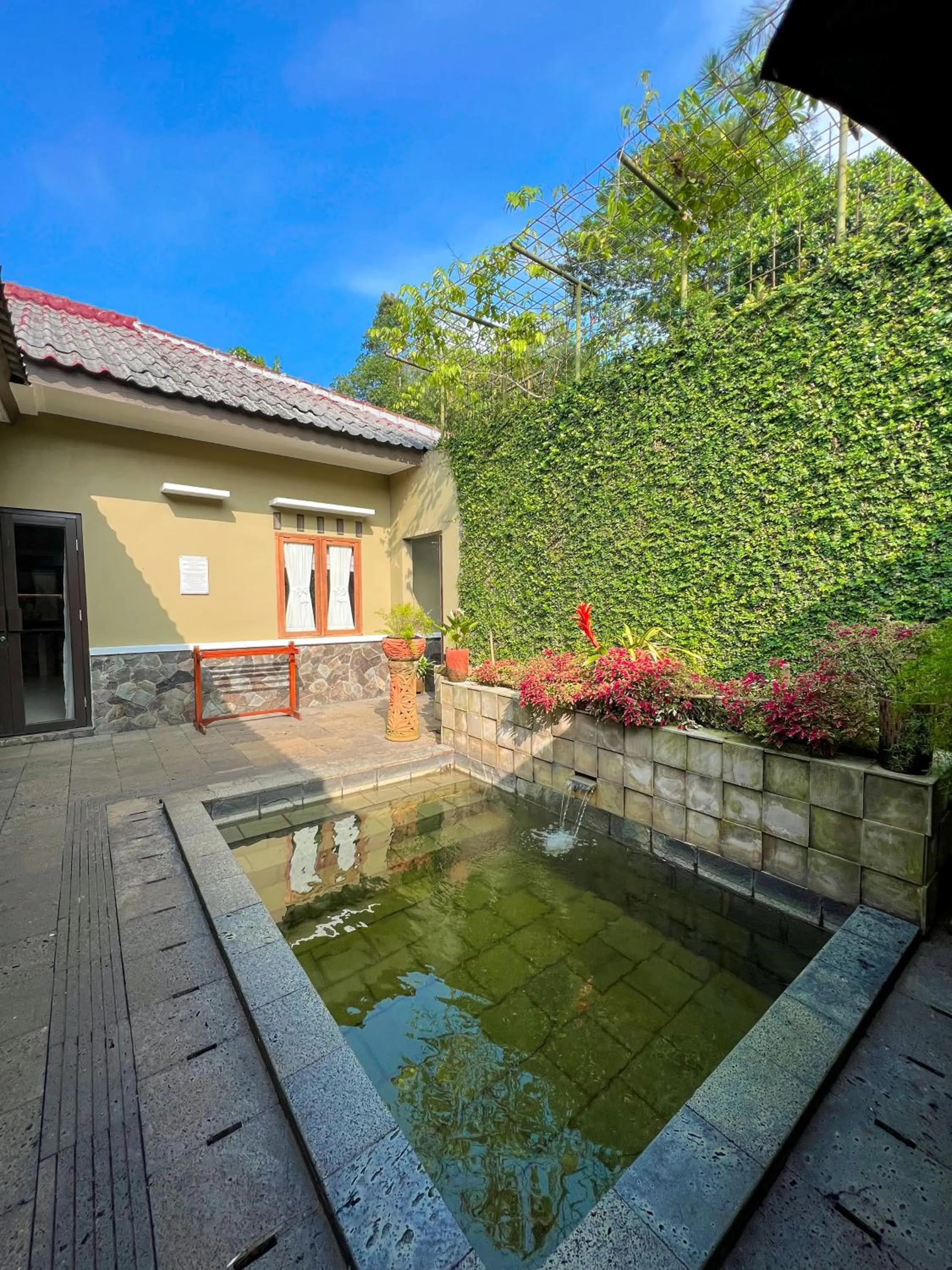 Pool view in Gracia Spa Resort Hotel