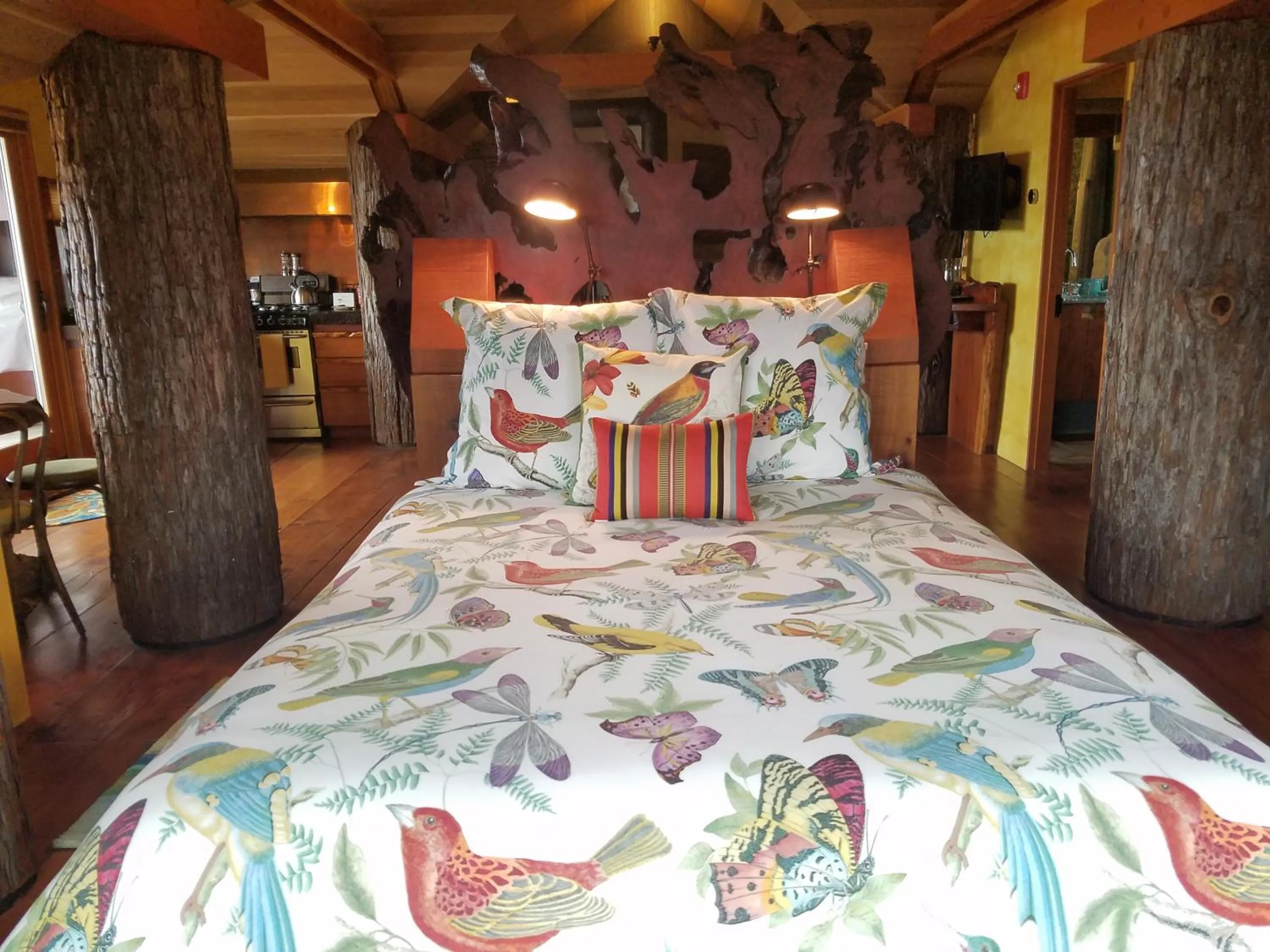 Bed in The Inn at Newport Ranch