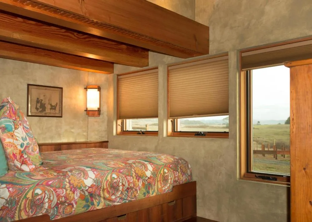 Bed in The Inn at Newport Ranch