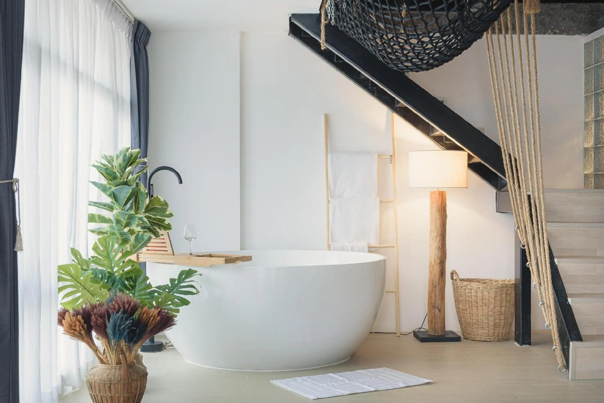 Bath in YOLO Bangkok Boutique Hotel