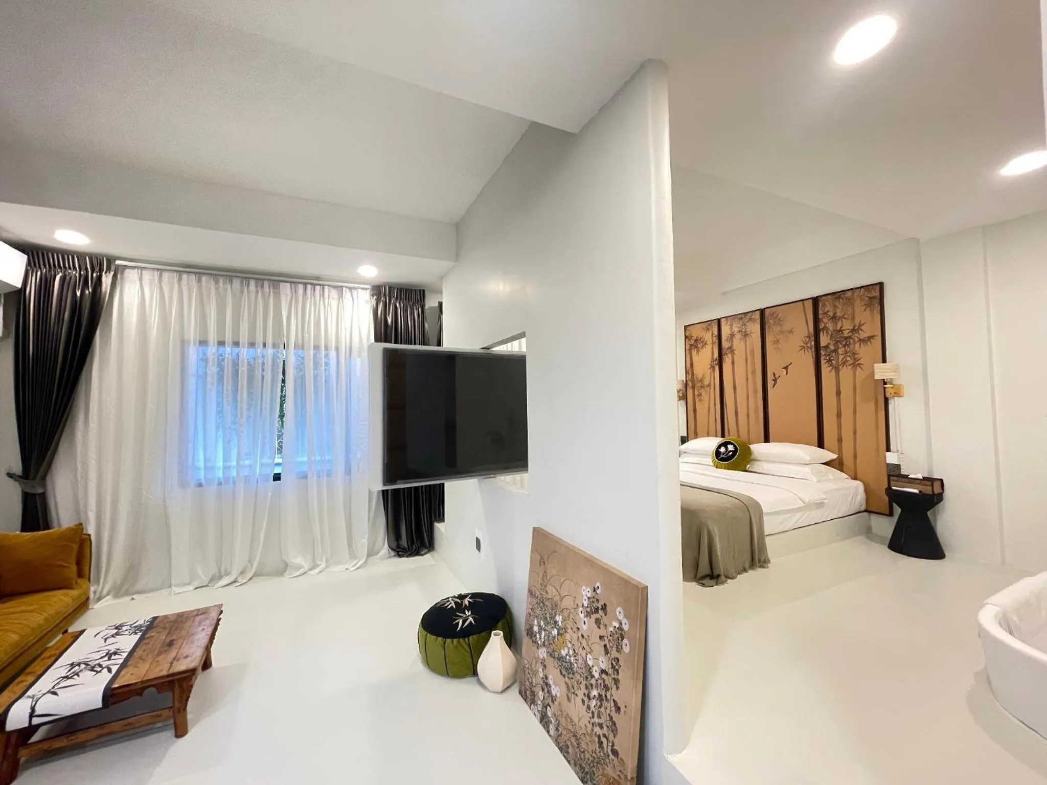 Bed in YOLO Bangkok Boutique Hotel