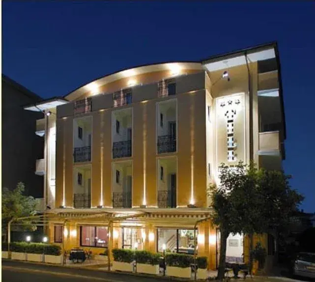 Hotel Till Hotel Till