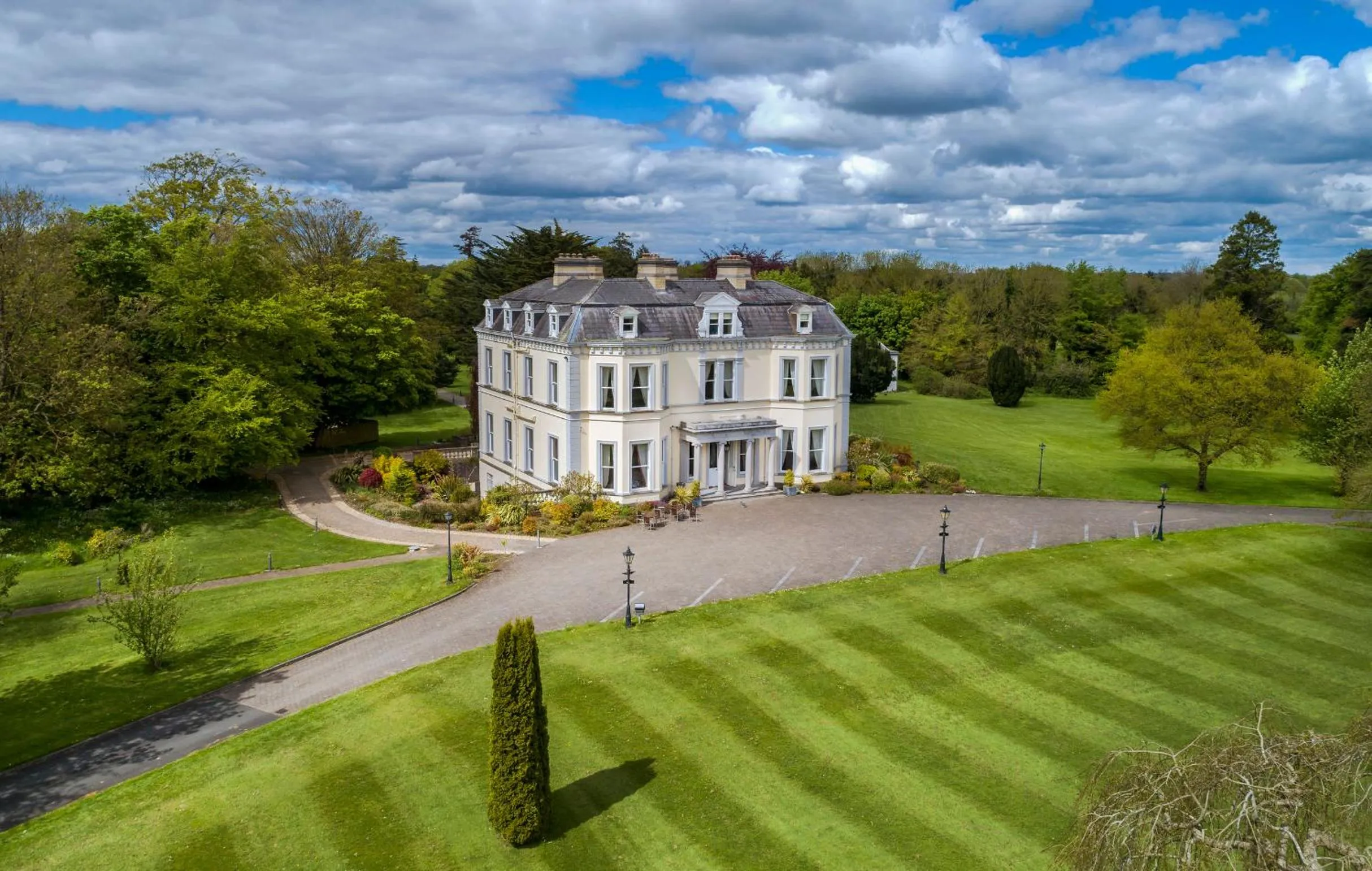 Garden in Moyvalley Hotel & Golf Resort