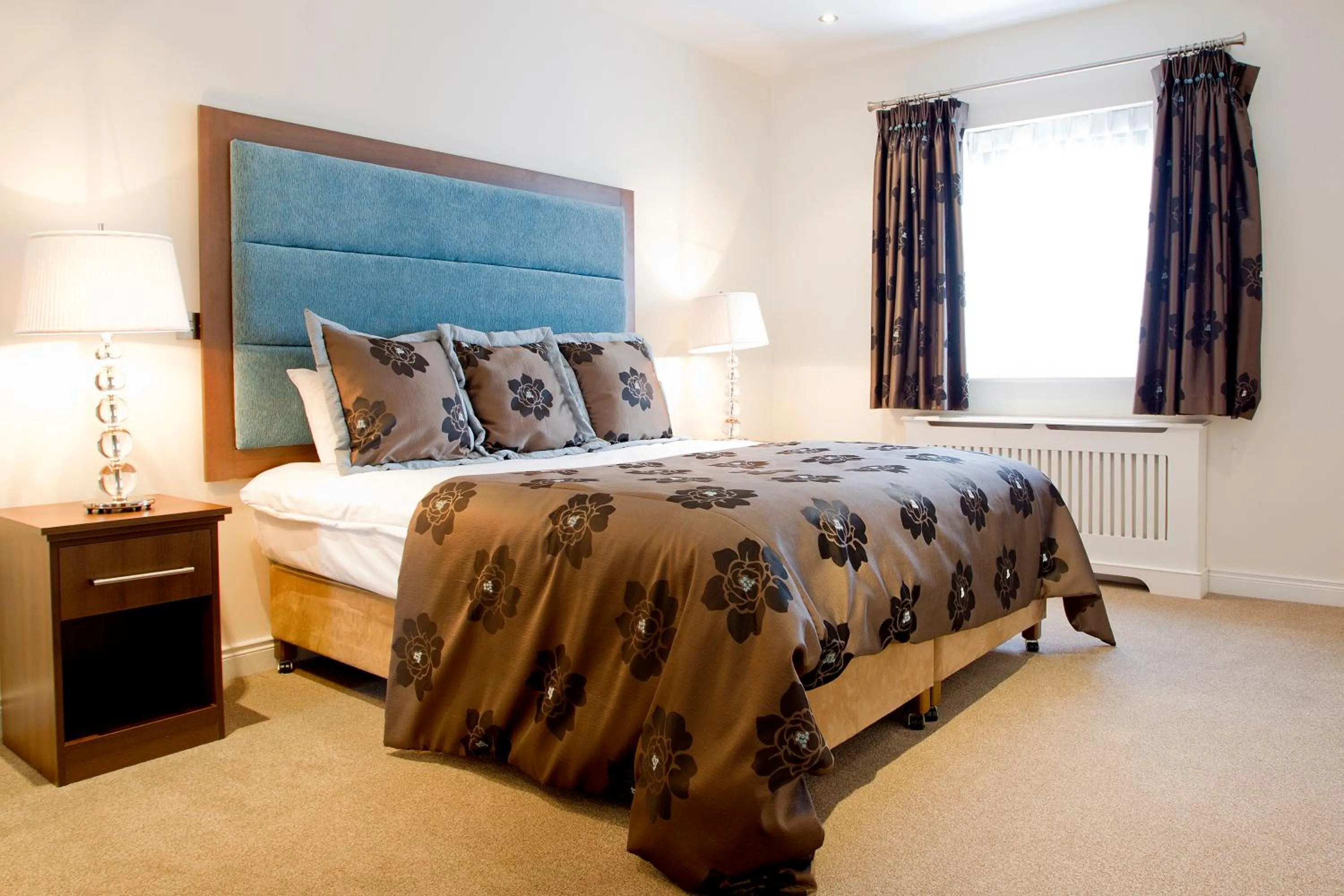 Bedroom, Bed in Moyvalley Hotel & Golf Resort