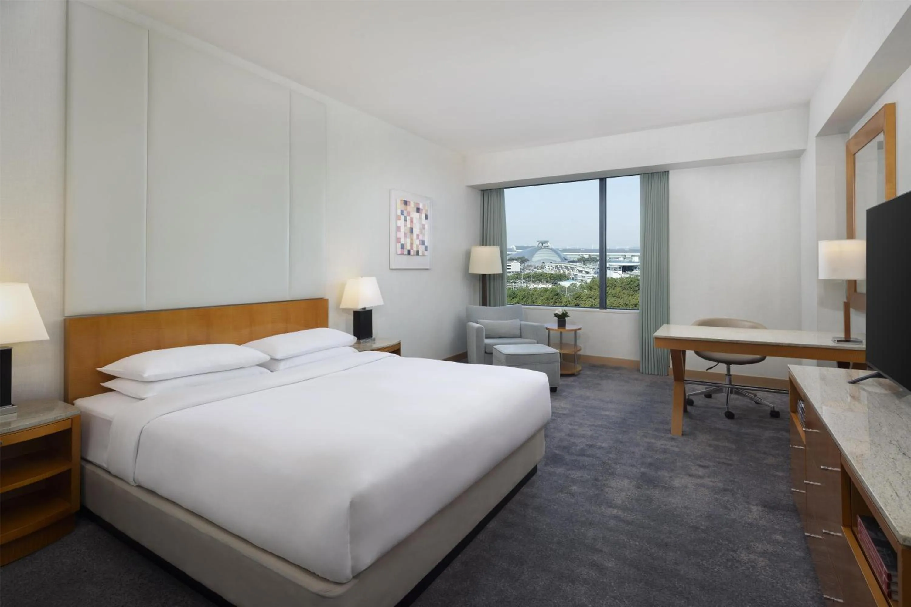 Bedroom, Bed in Grand Hyatt Incheon