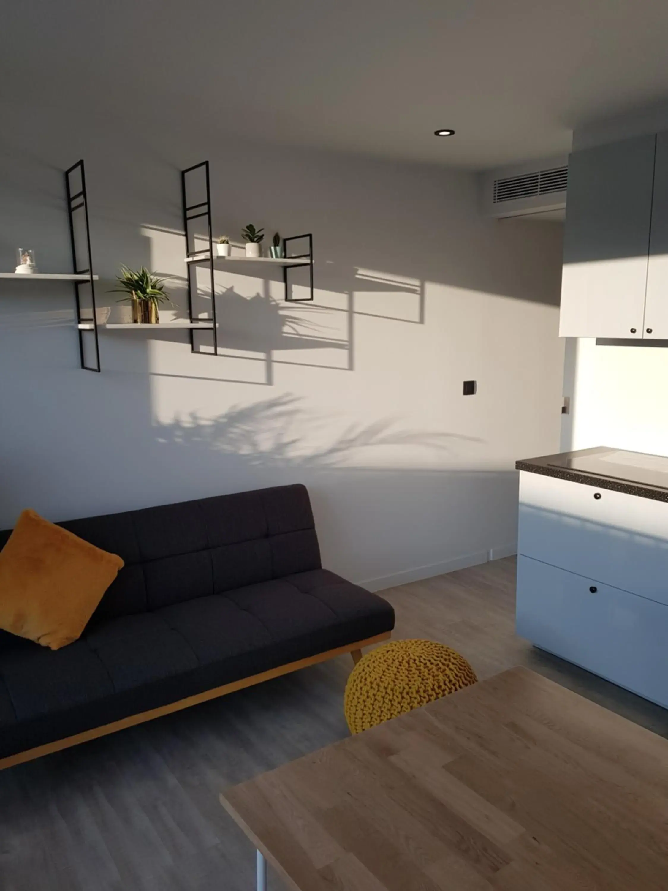 Studio with Terrace in Homey - Kortrijk Studio with Terrace in Homey - Kortrijk