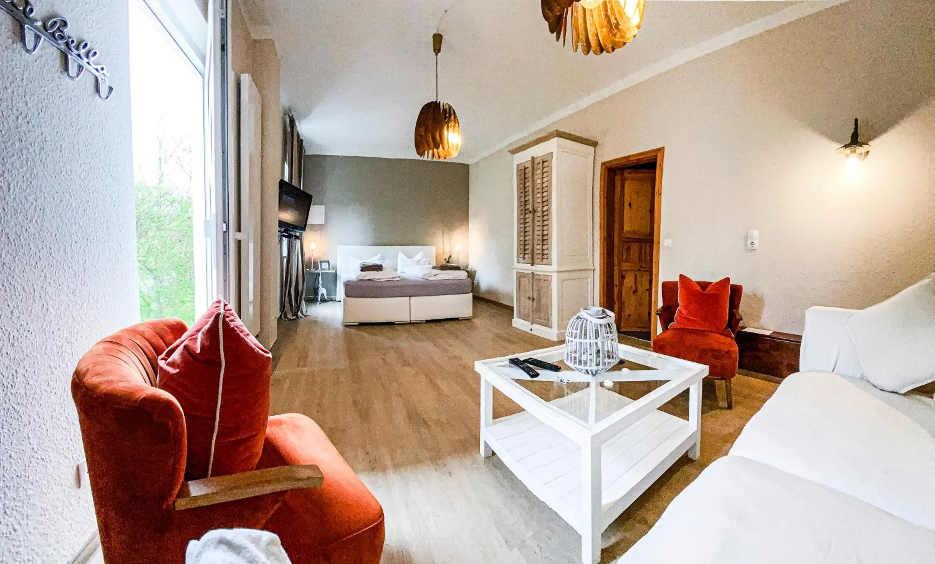 Bedroom, Bed in feels Beach Club Hotel