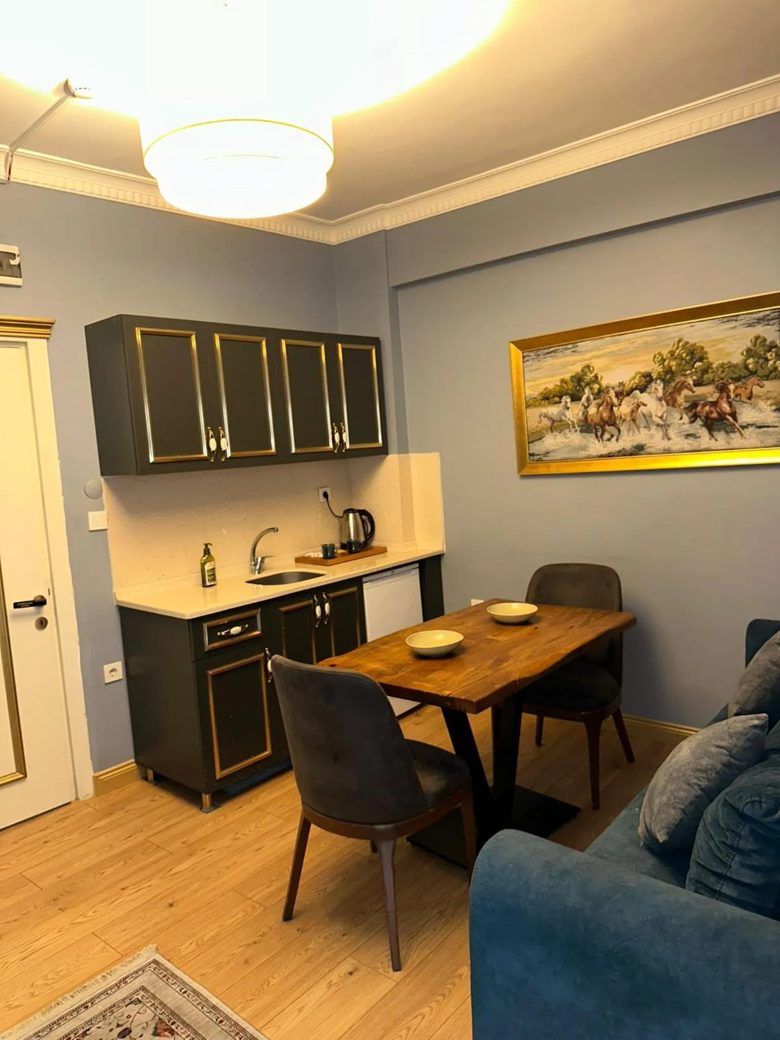 Seating area in Grand Moon Hotel Suites