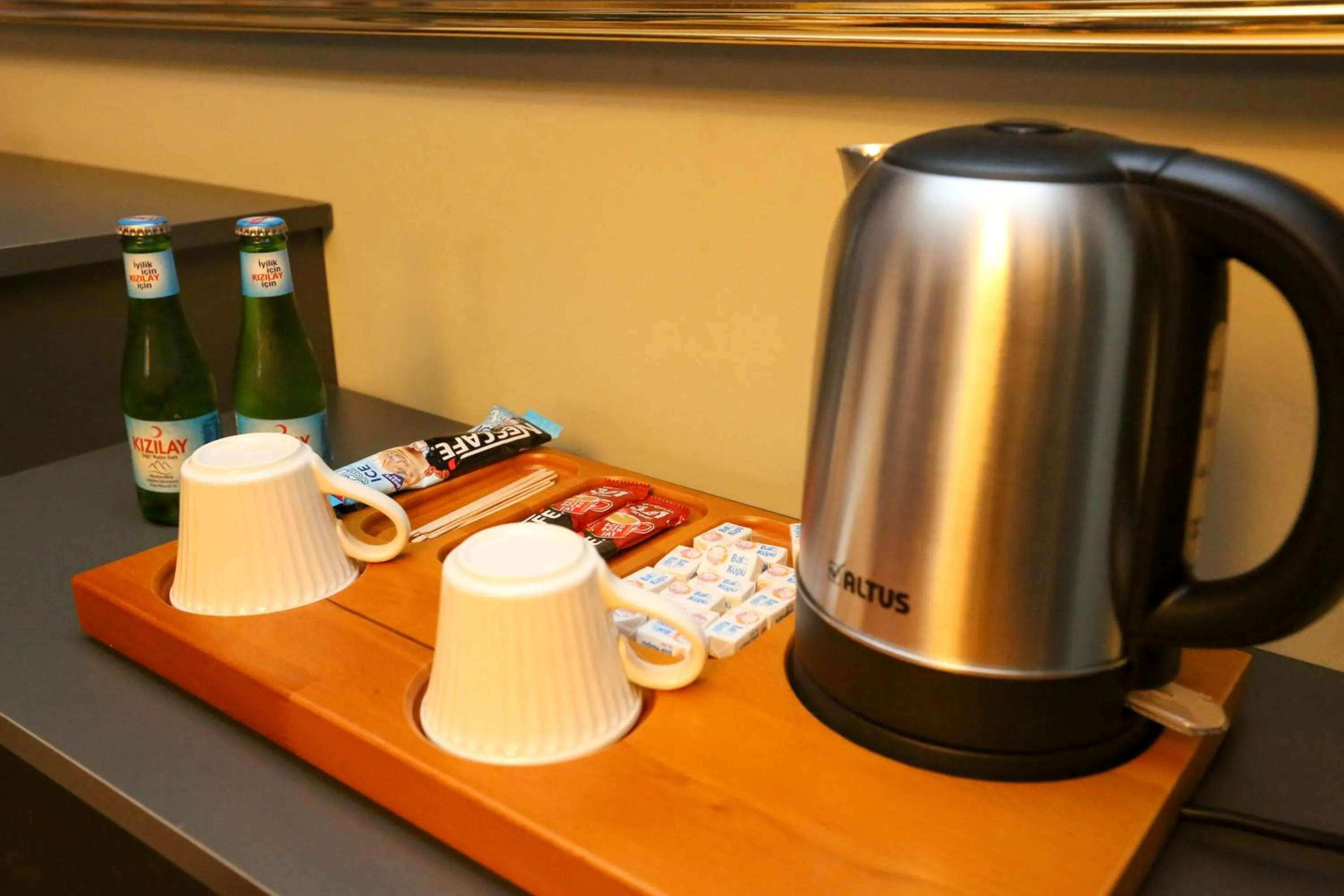 Coffee/tea facilities in Grand Moon Hotel Suites