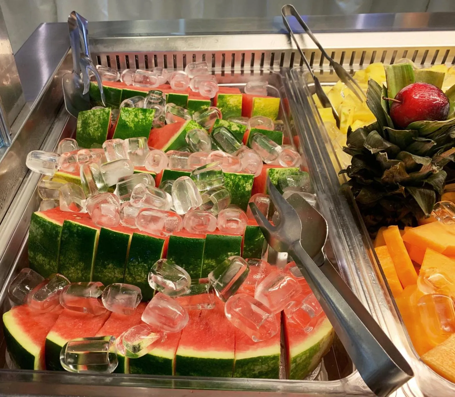 Food and drinks in Hotel Edelweiss