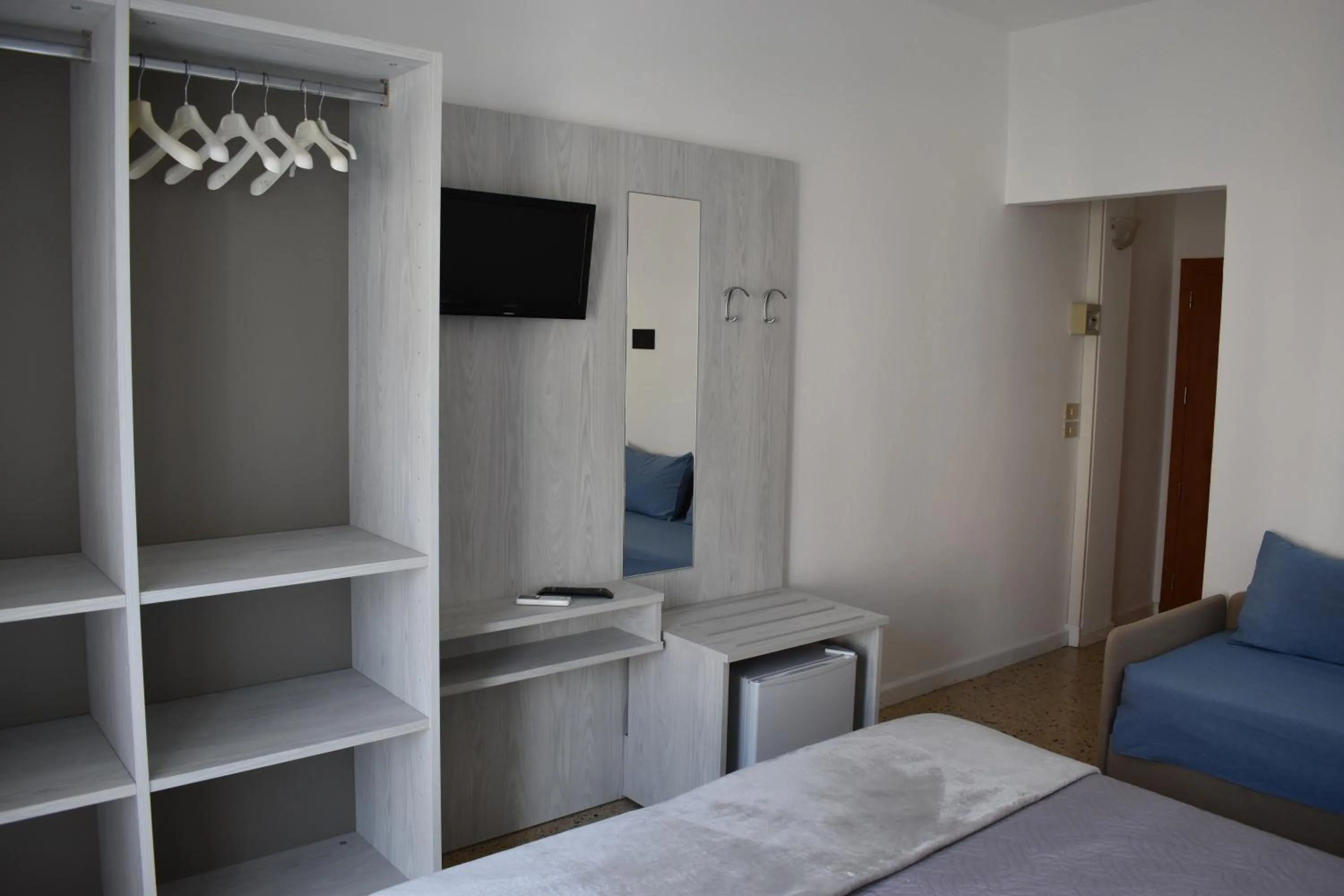 Bed in Hotel Edelweiss