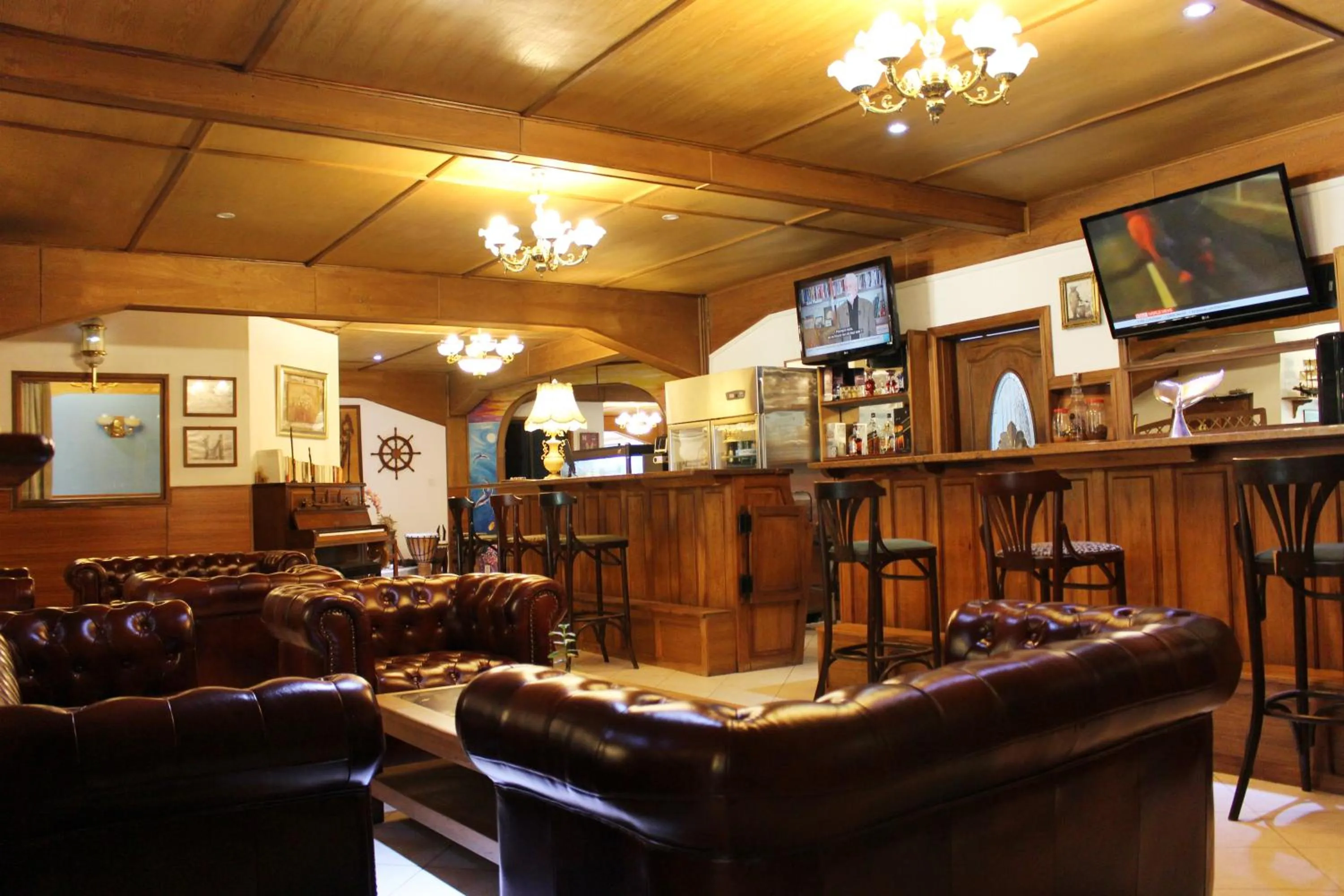 Restaurant/places to eat in Sunny Garden