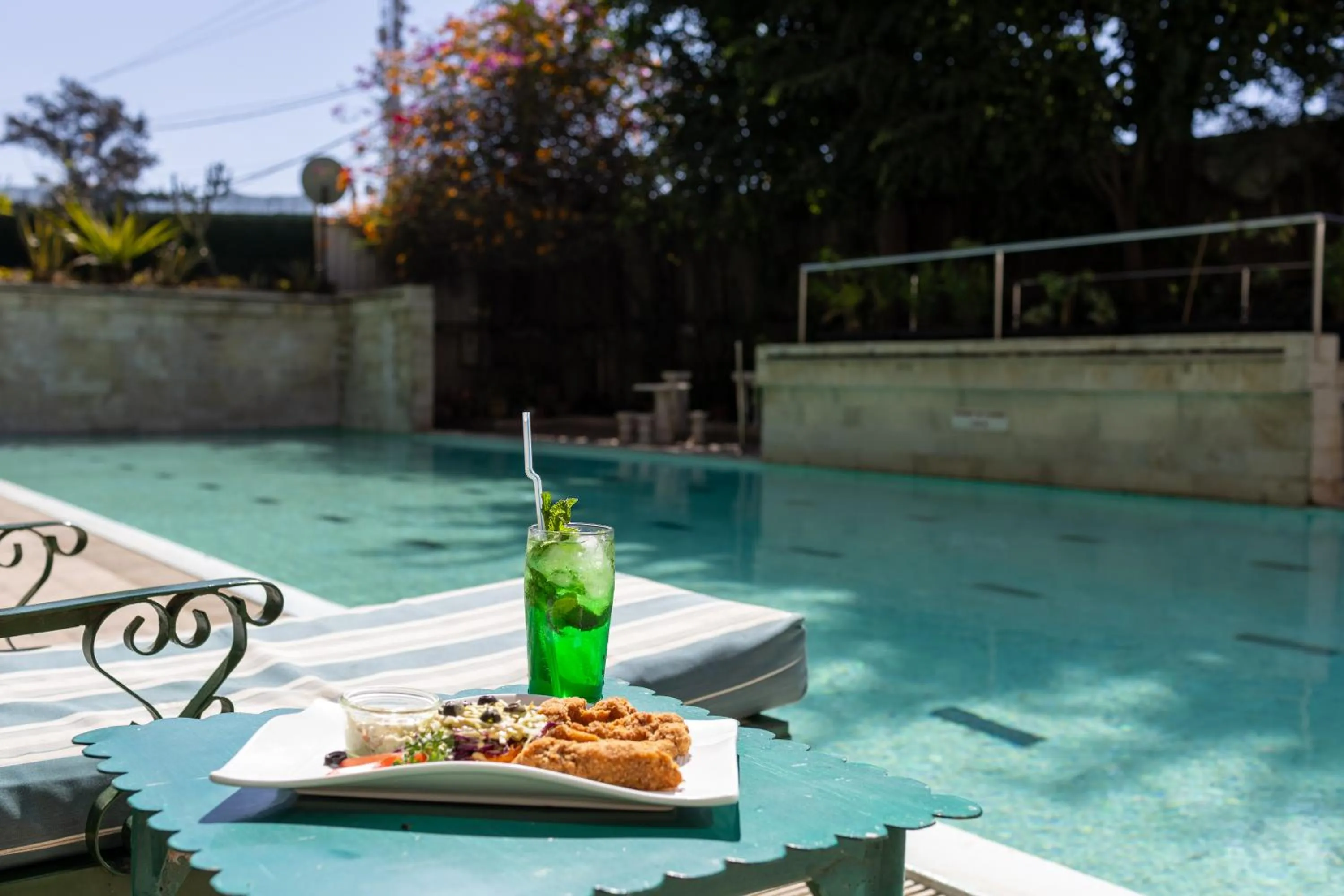 Pool view in Sunny Garden