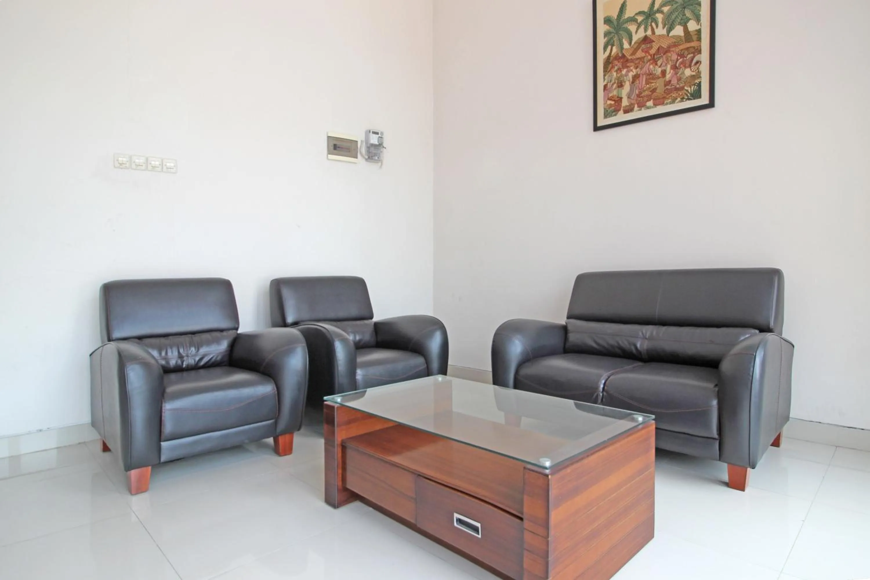 Lobby or reception in RedDoorz near Hartono Mall 3