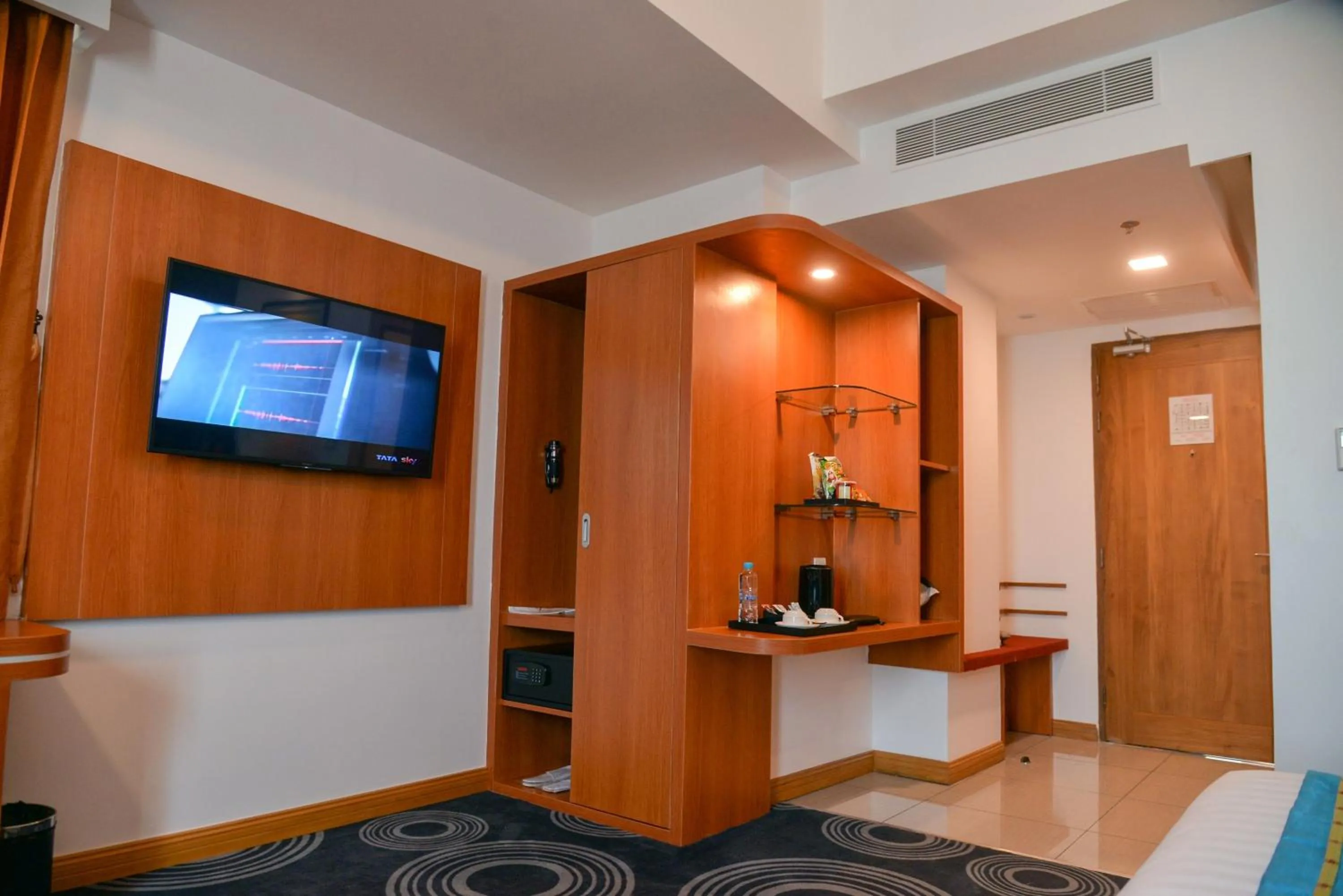 TV and multimedia in Ritz Grand Hotel Mandalay