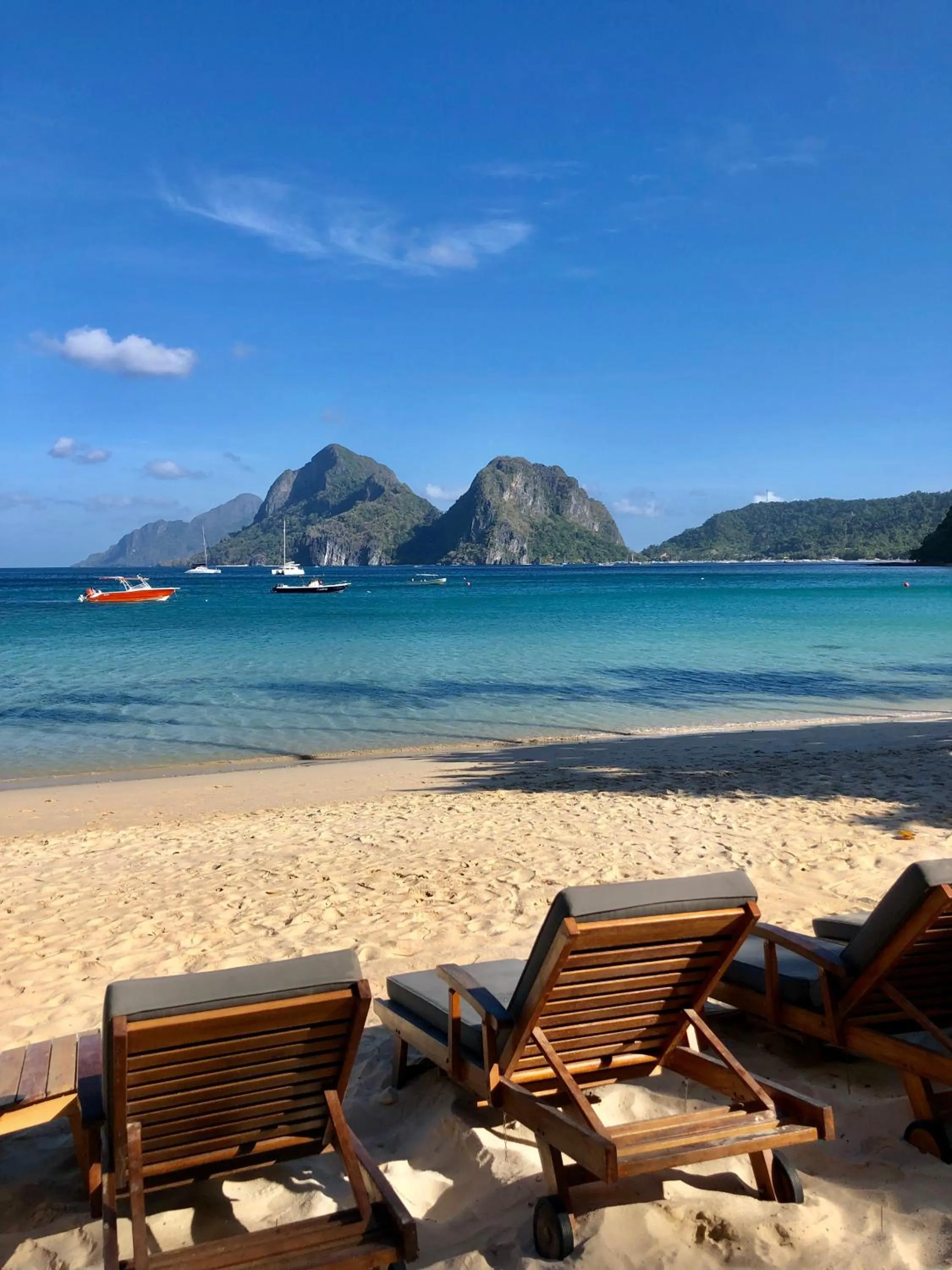 Beach in Maremegmeg Beach Club