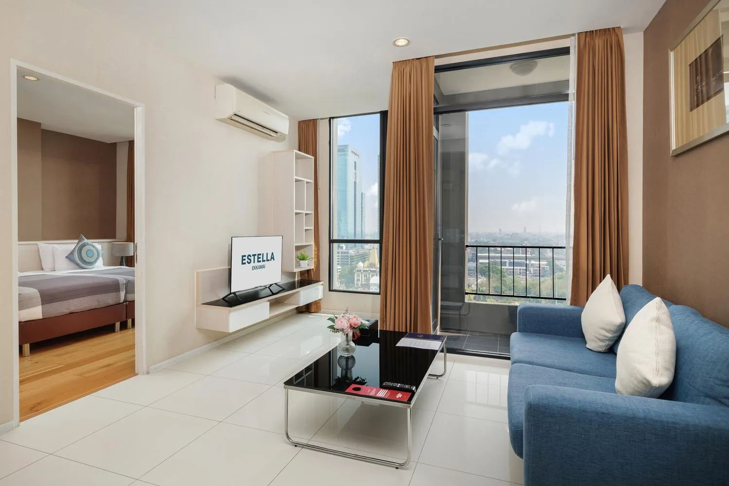 Living room in Estella Ekkamai
