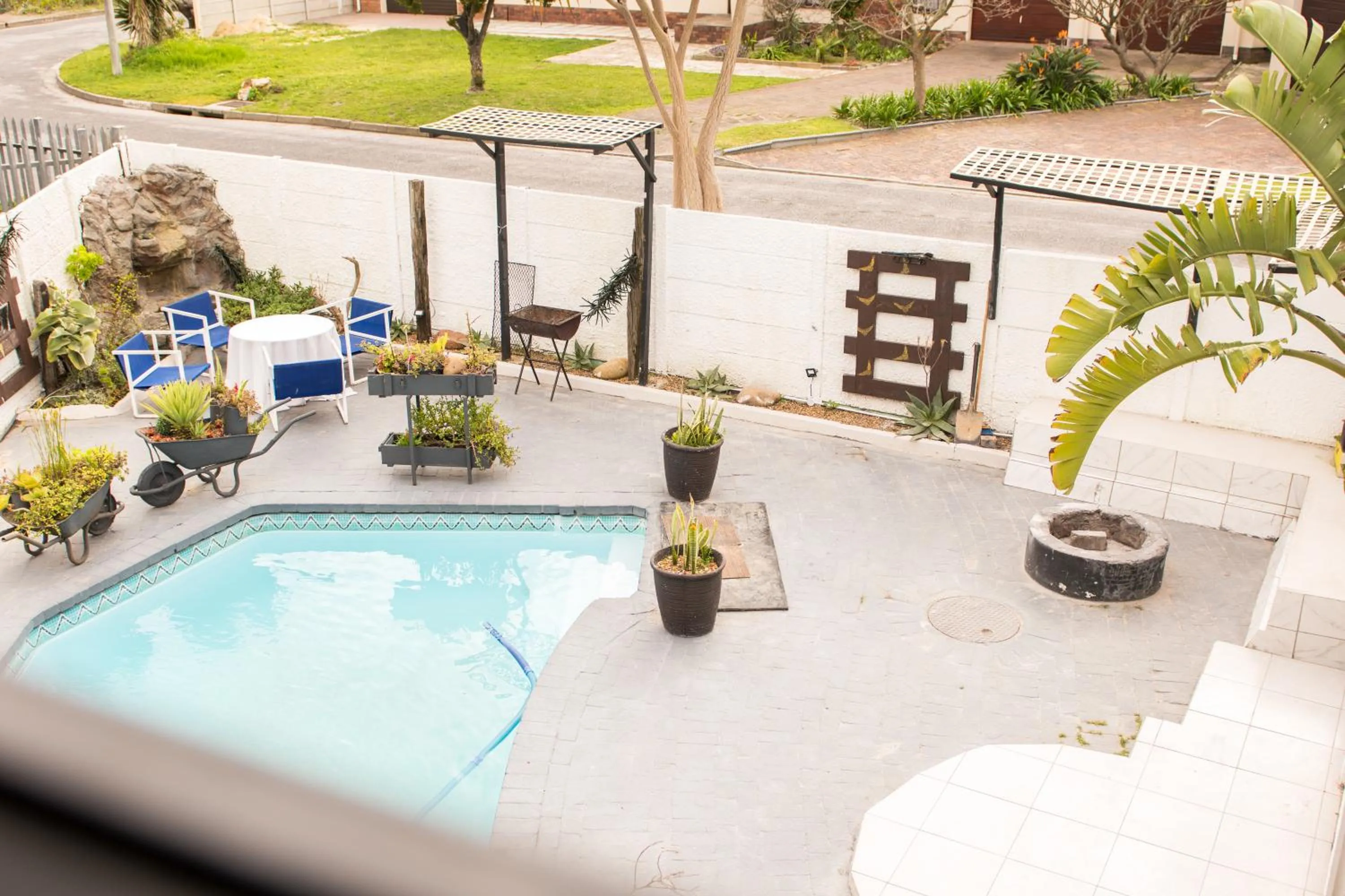 Pool view in Mauya Guesthouse