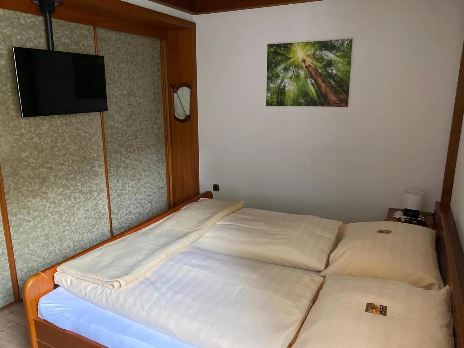 Bed in Hotel - Pension Scheiblechner