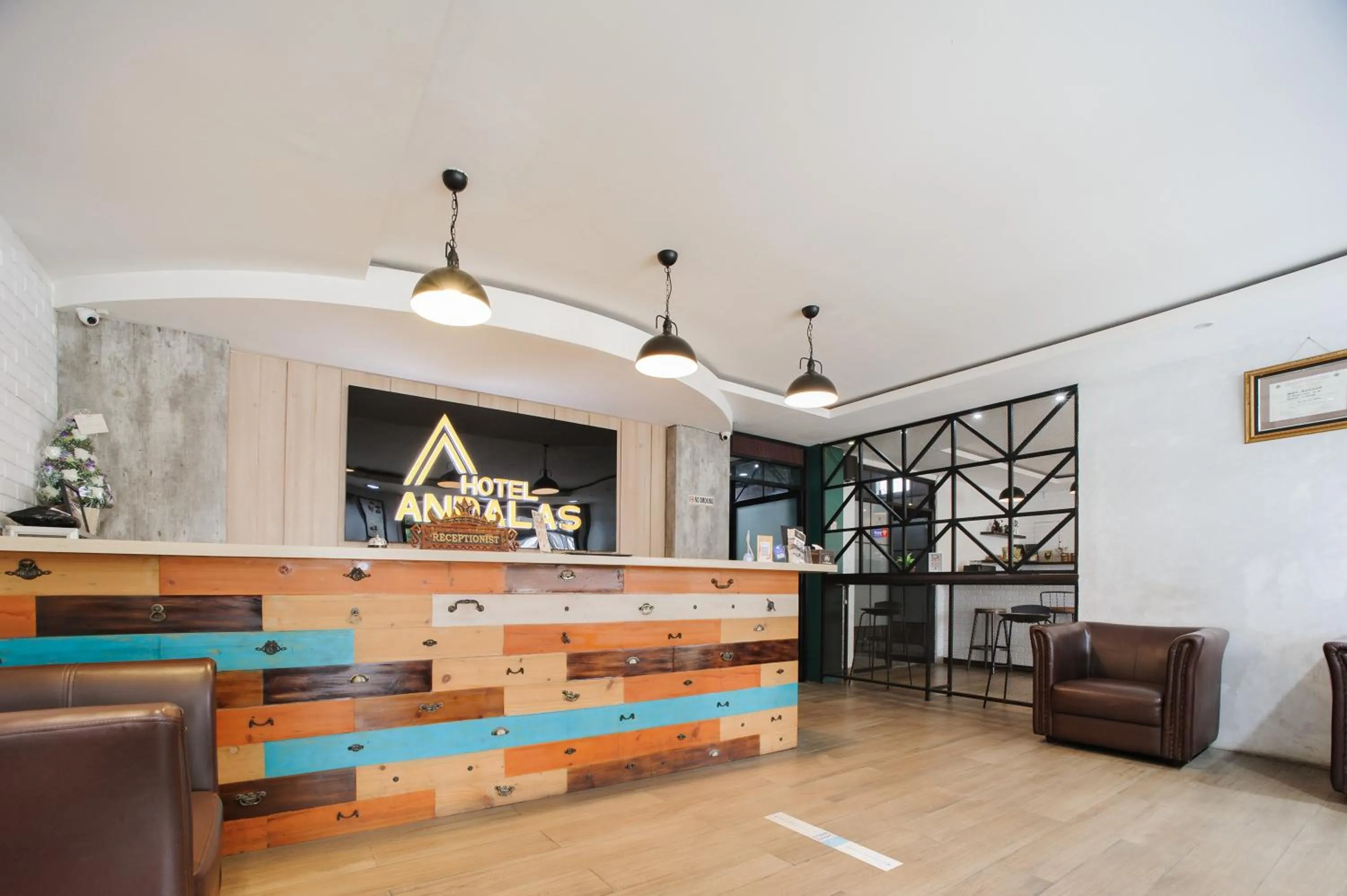 Lobby or reception in RedDoorz Plus @ Jalan Raden Intan Lampung