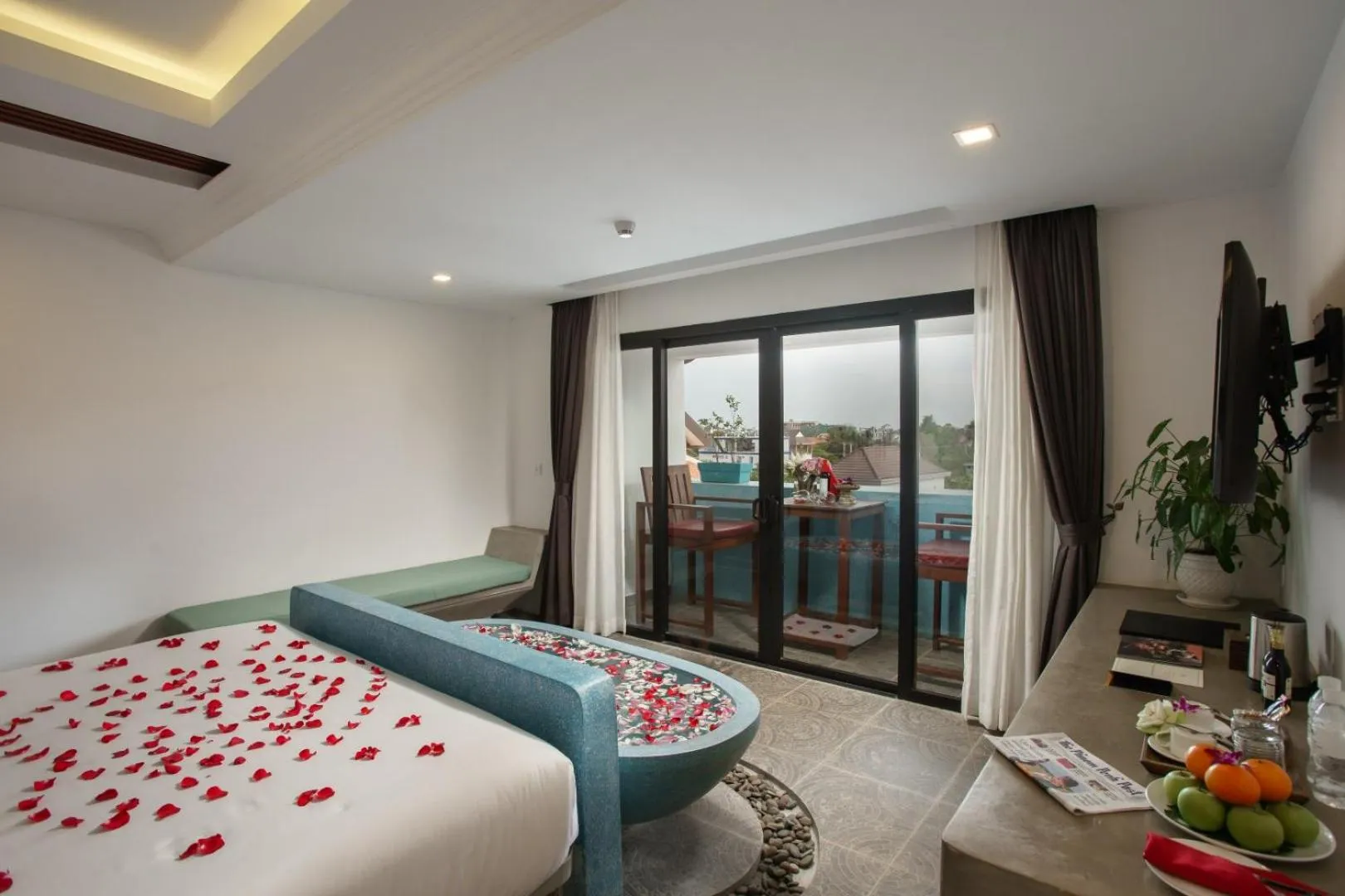 Balcony/Terrace, Bed in Khmer Mansion Residence
