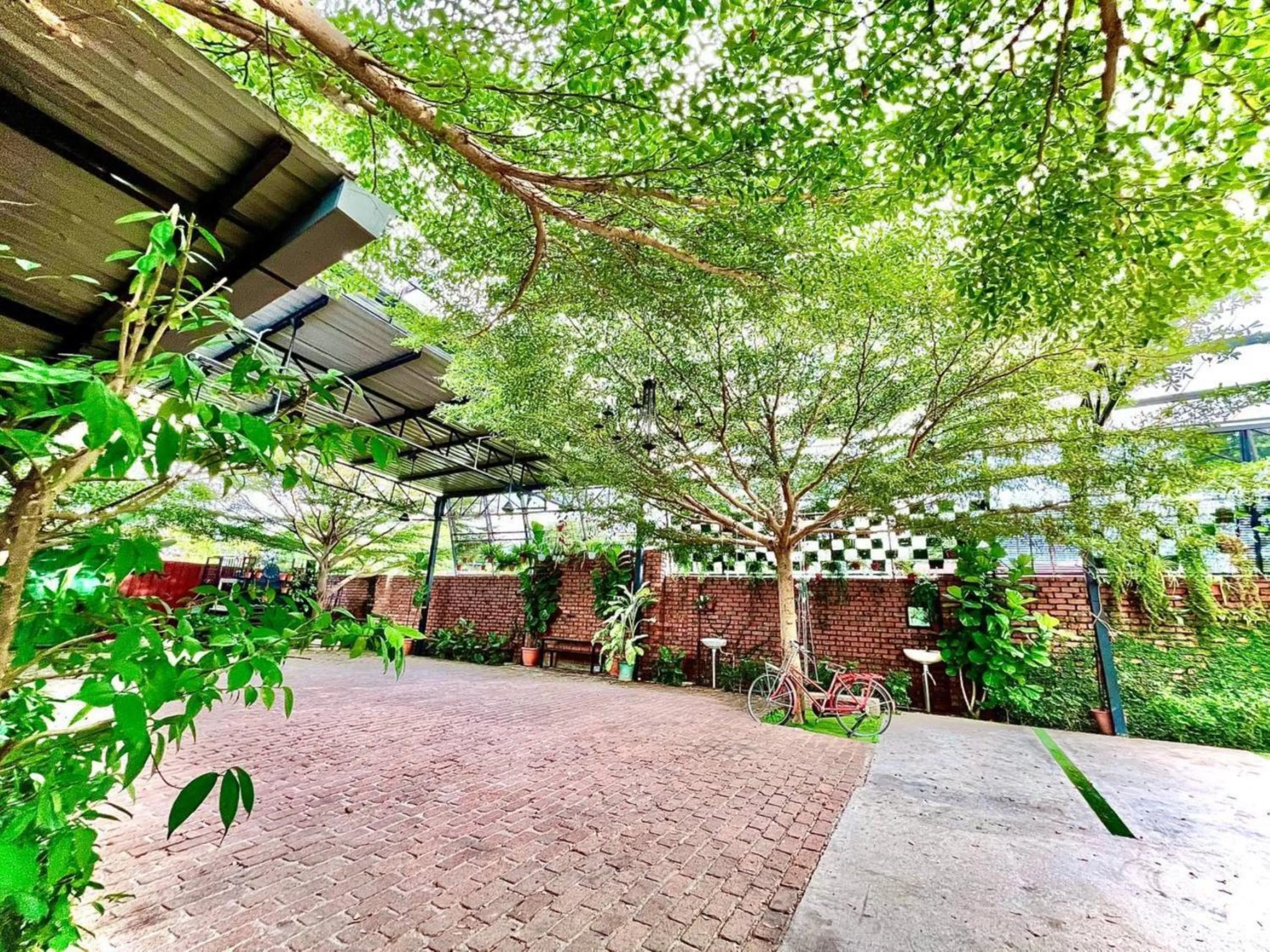 Property building in Petak Padin Cottage by The Pool, Kepala Batas Penang