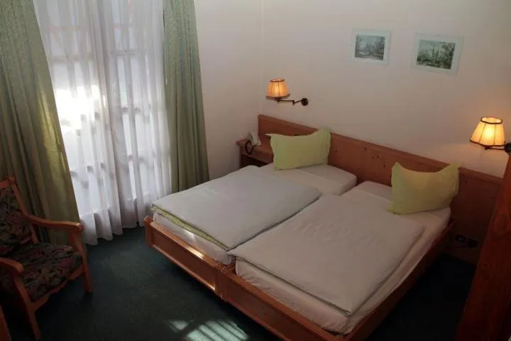Photo of the whole room, Bed in Hotel et Spa du Scharrach