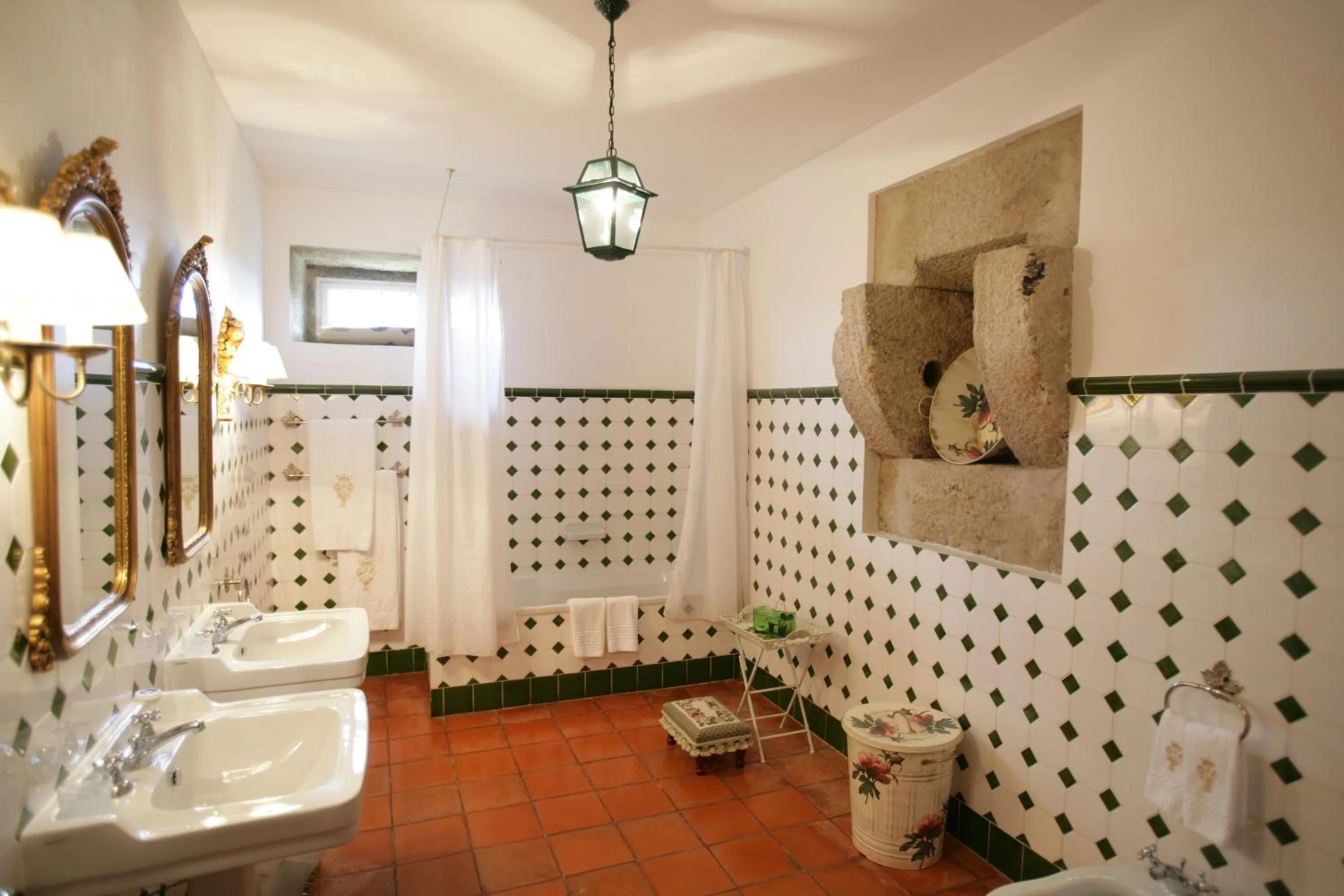 Bathroom in Hotel Rural Casa dos Viscondes da Varzea