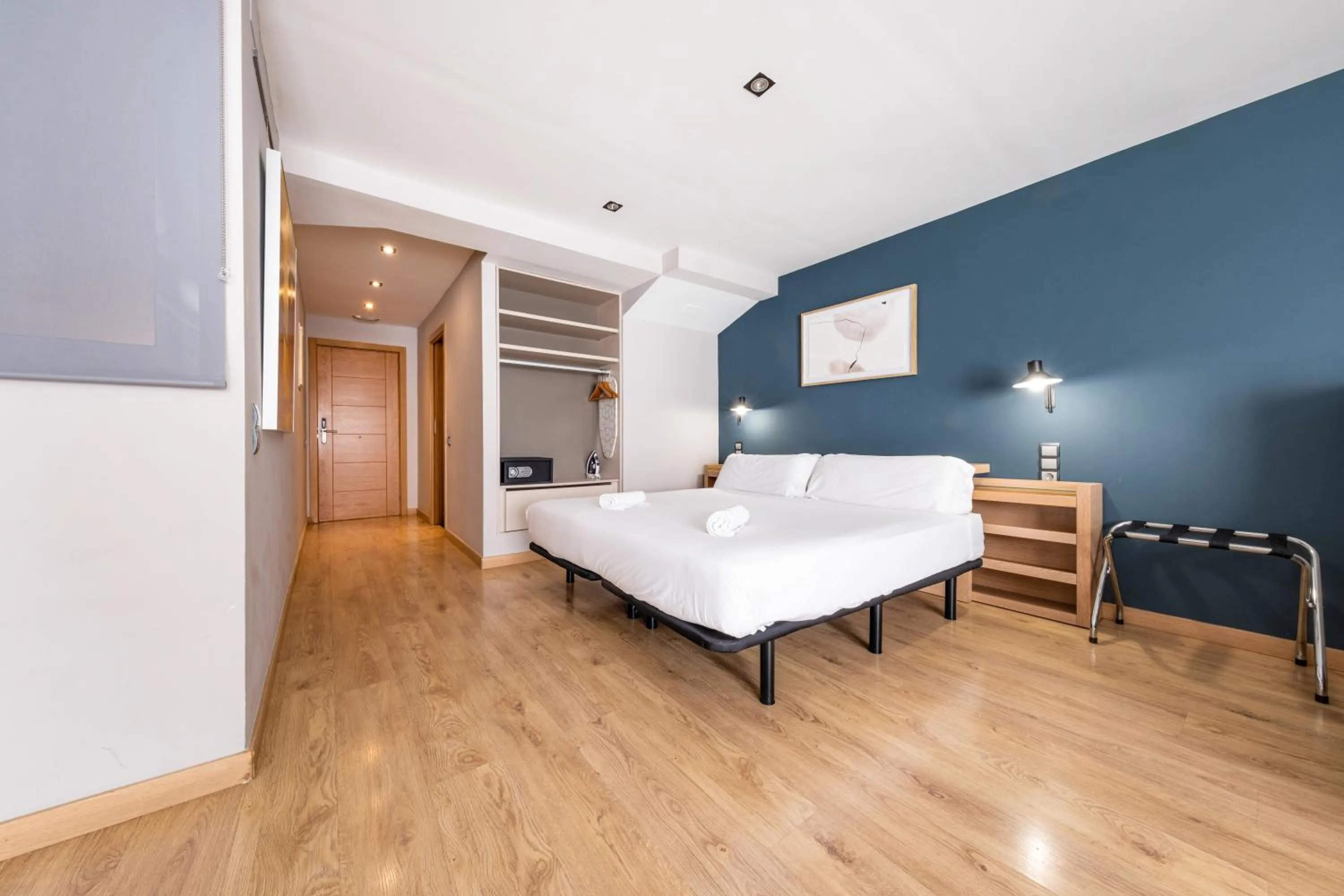 Bed in AinB Sagrada Familia Apartments