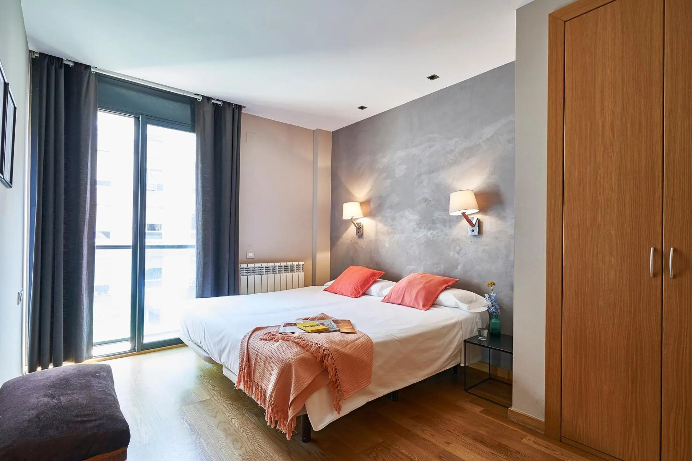 Bedroom, Bed in AinB Sagrada Familia Apartments