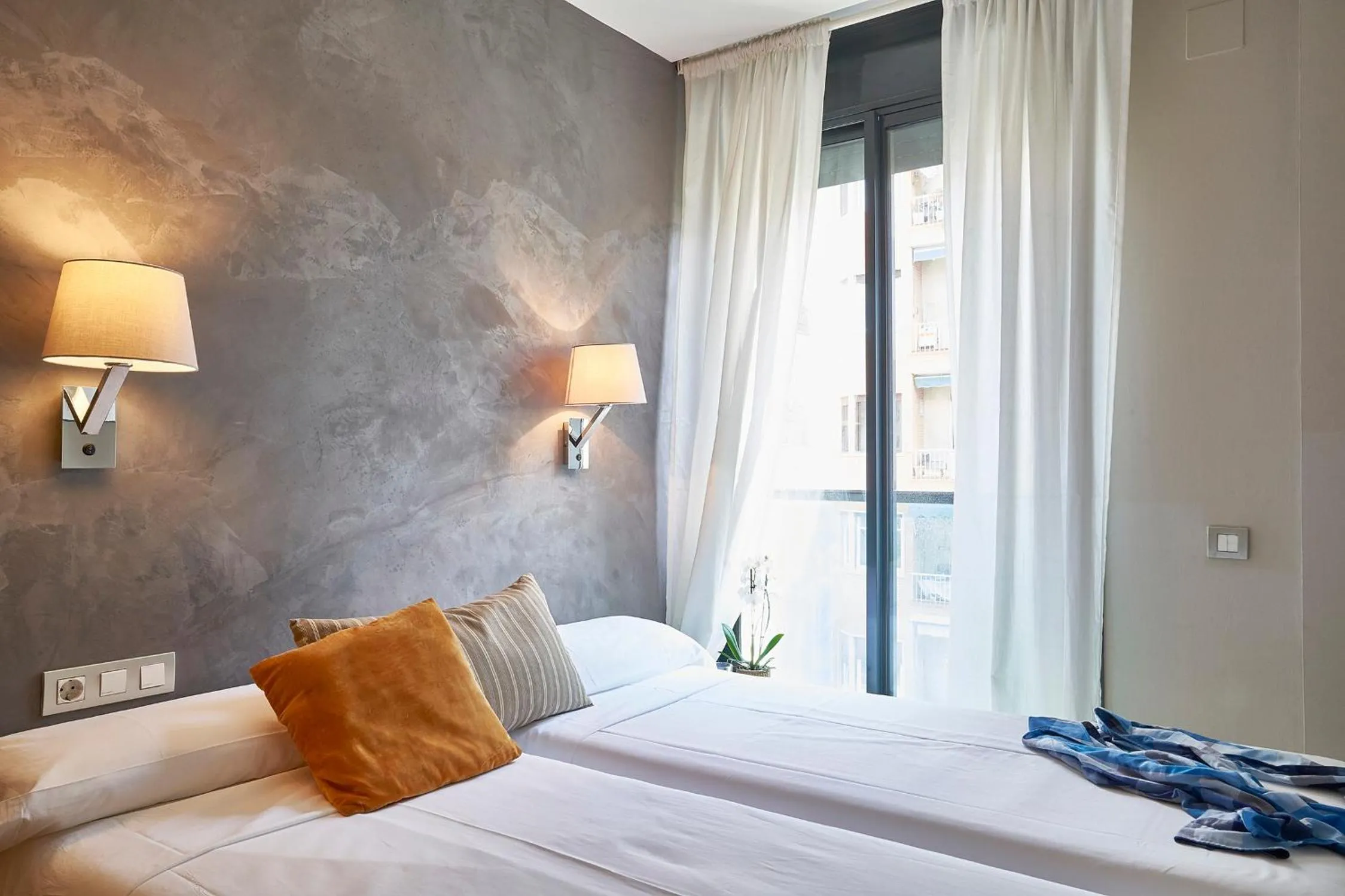 Bedroom, Bed in AinB Sagrada Familia Apartments