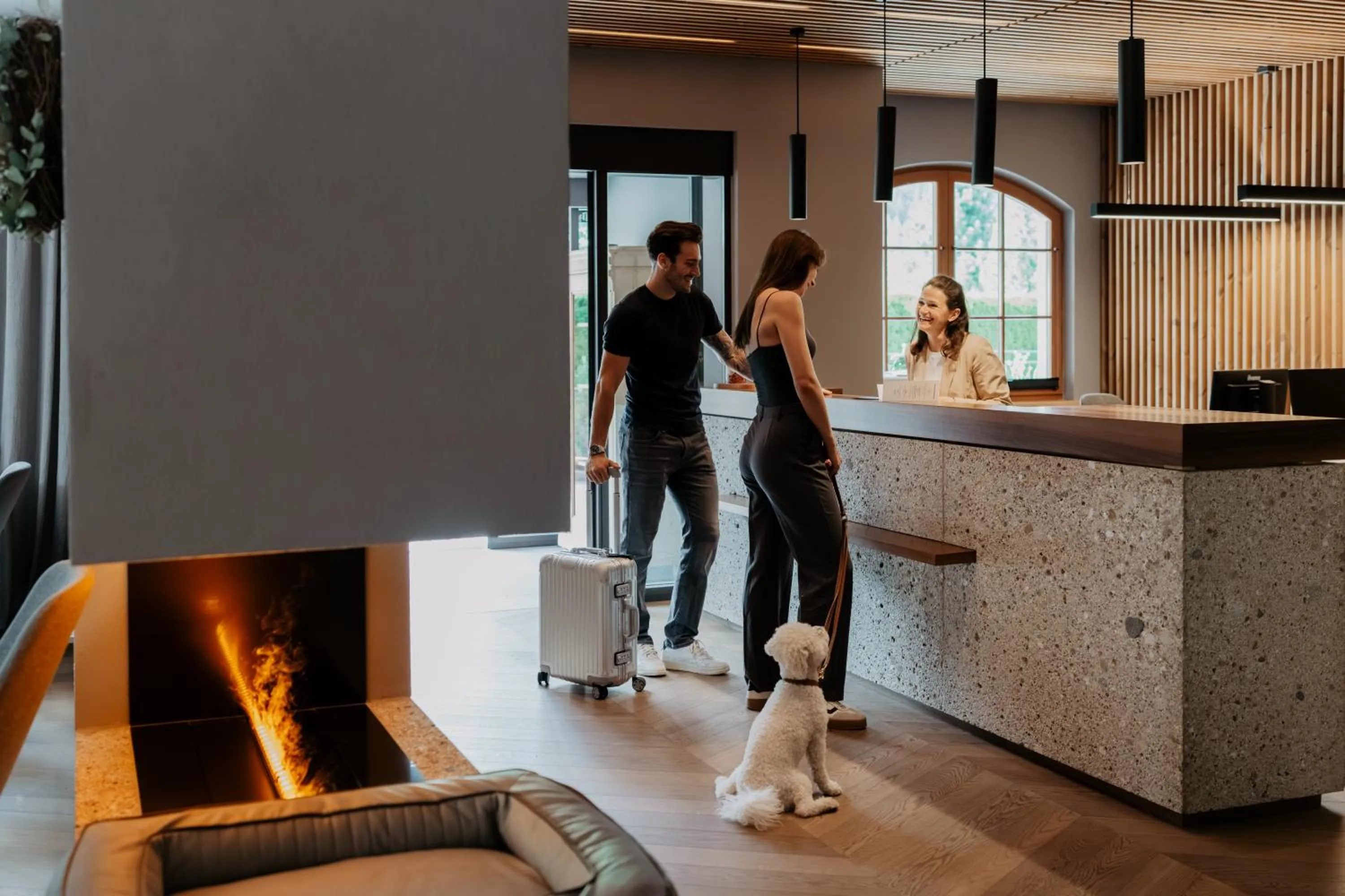 Lobby or reception in Boutique Hundehotel Bergzeit