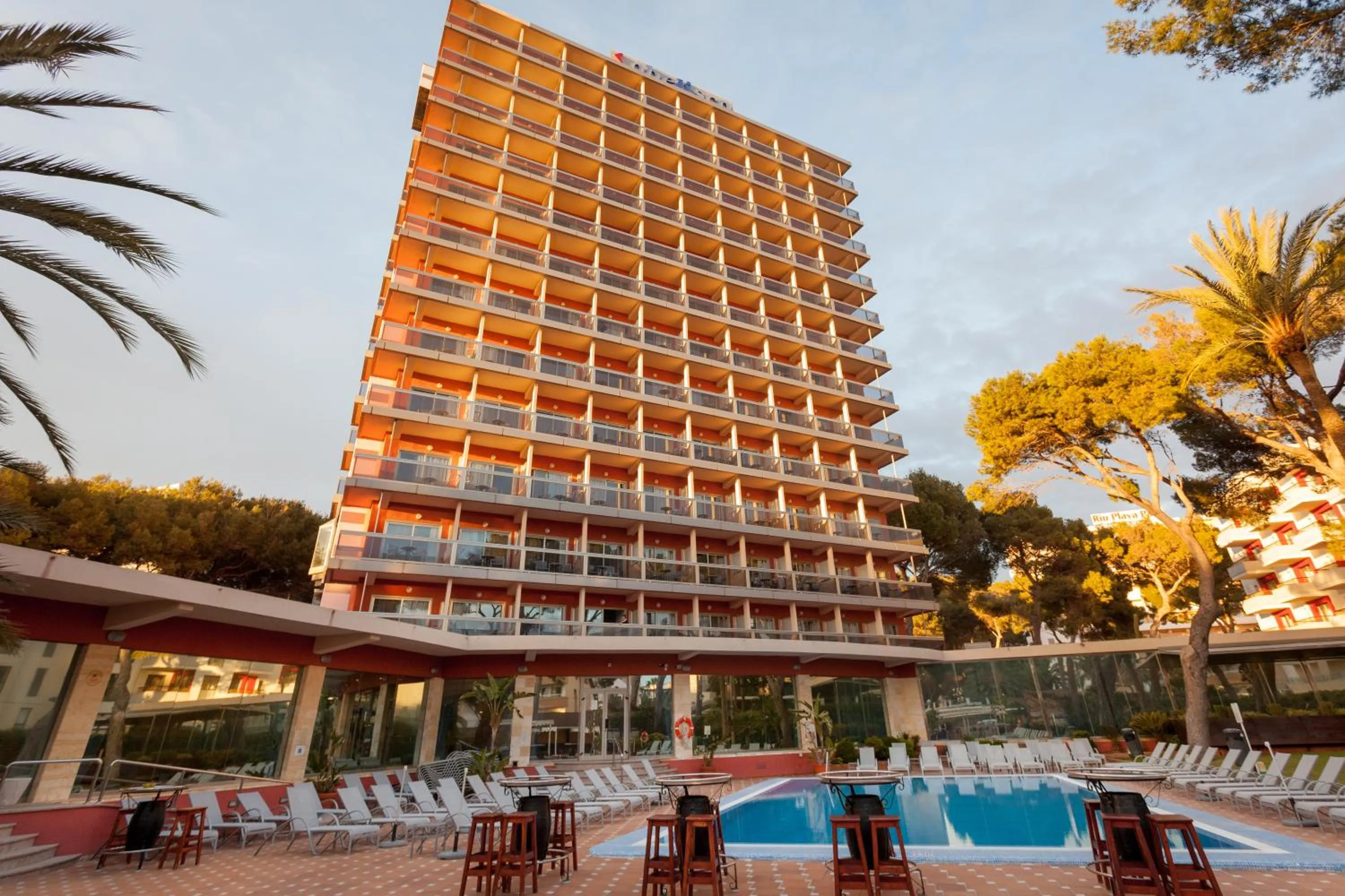 Property building in Hotel Obelisco