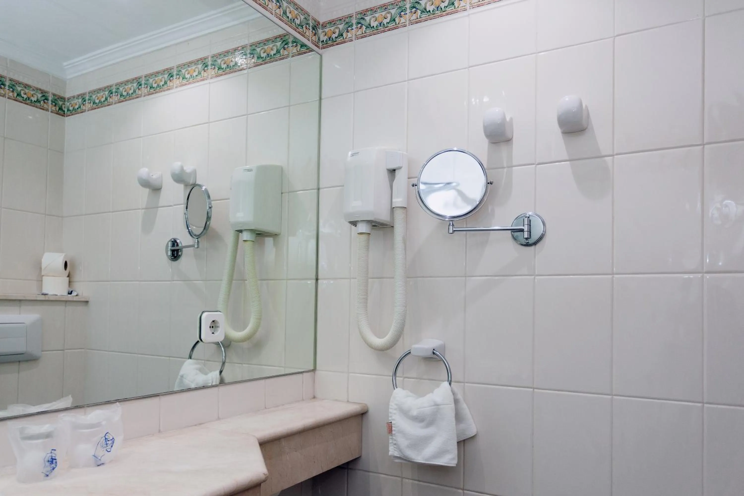 Bathroom in Hotel Obelisco