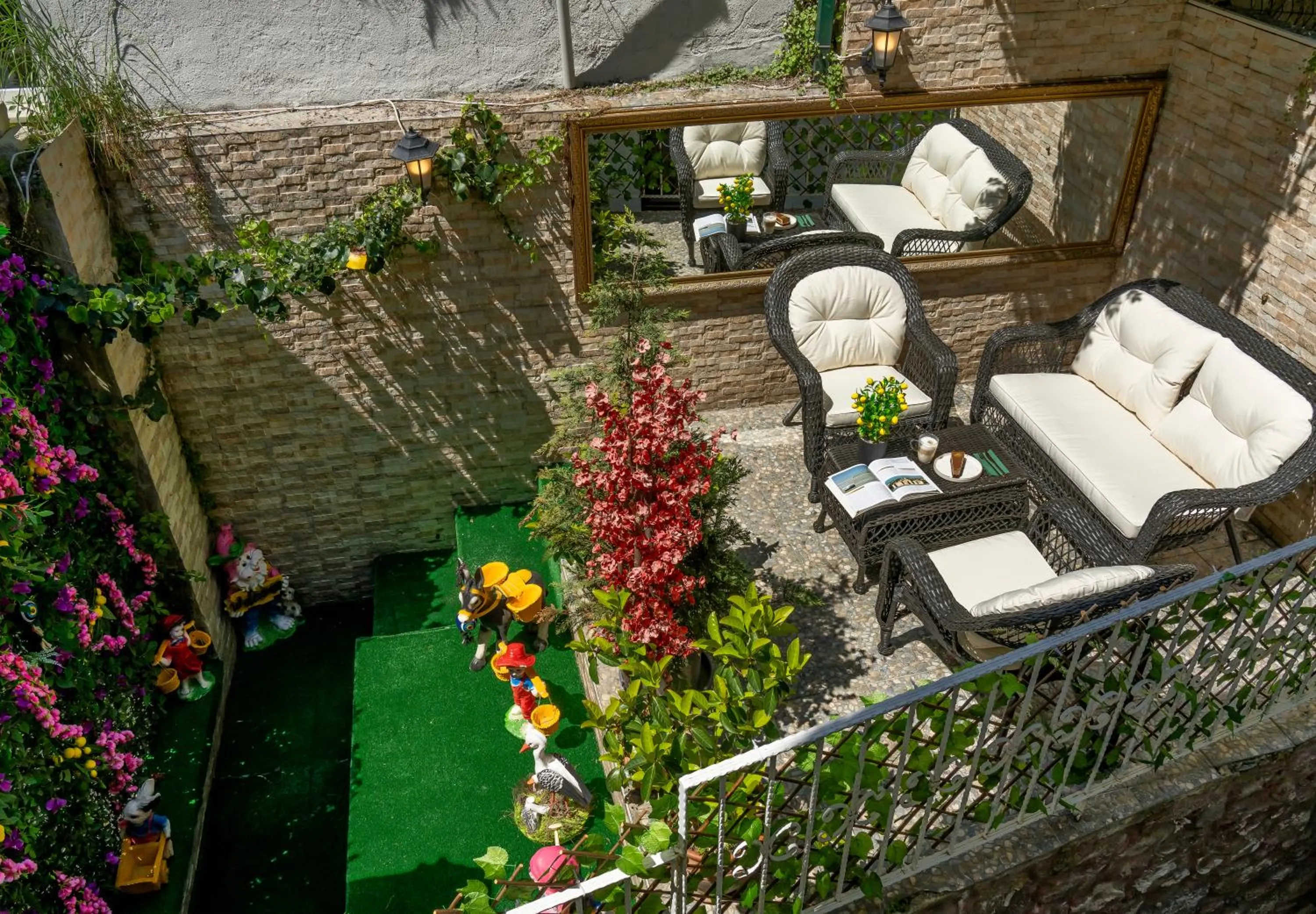 Patio in Royan Suites