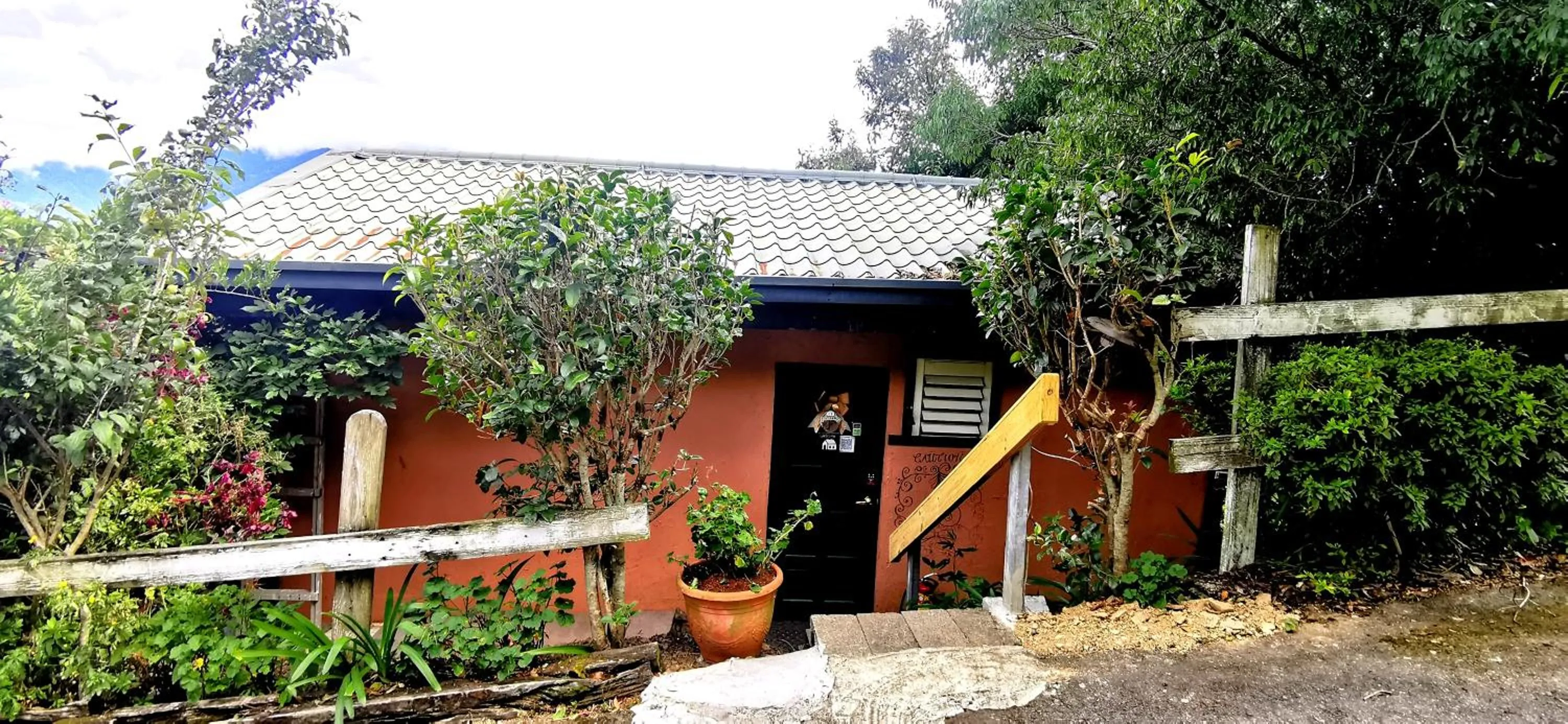 Garden view in Villa Relax