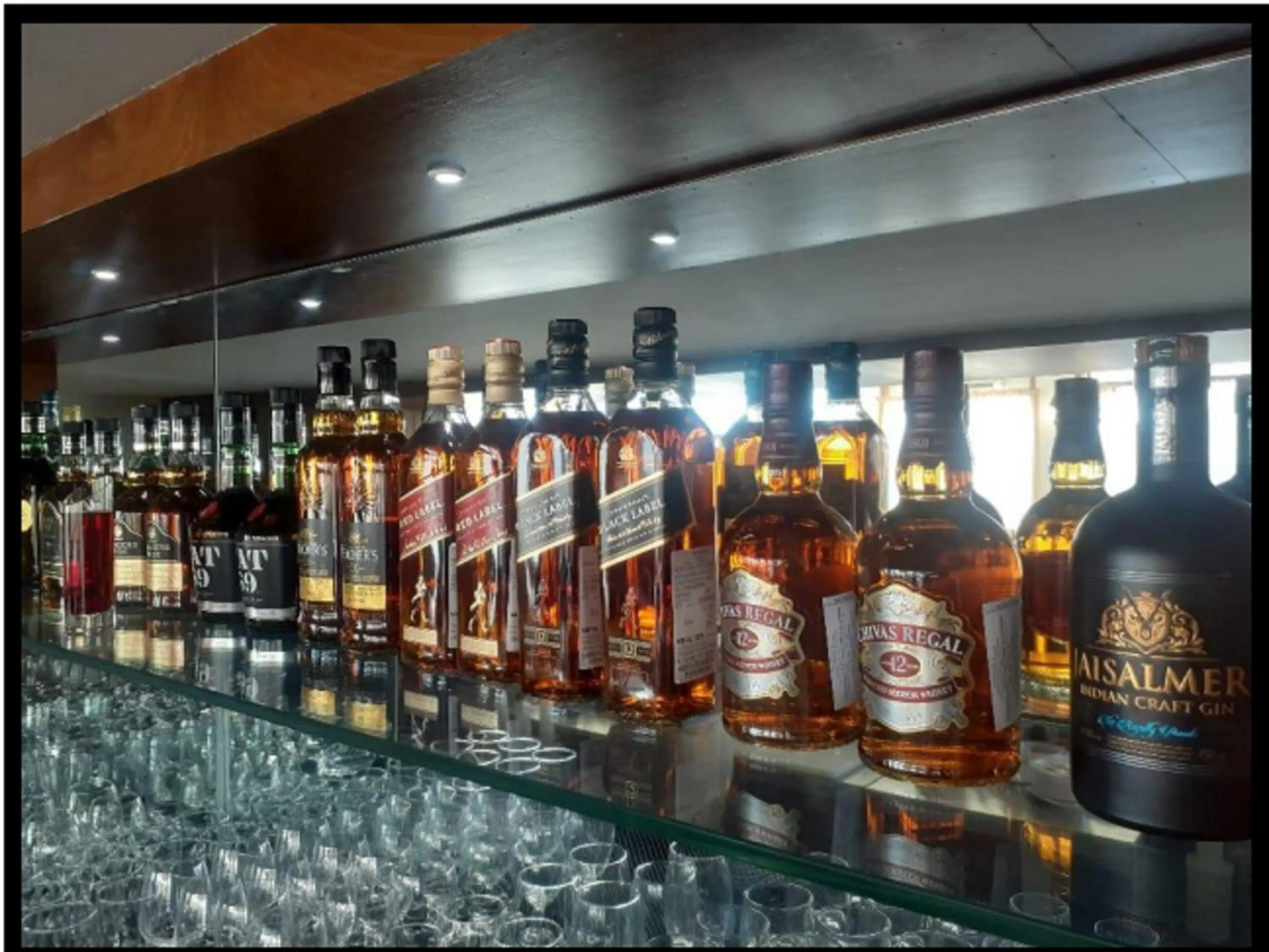 Lounge or bar in Sterling Mount Abu