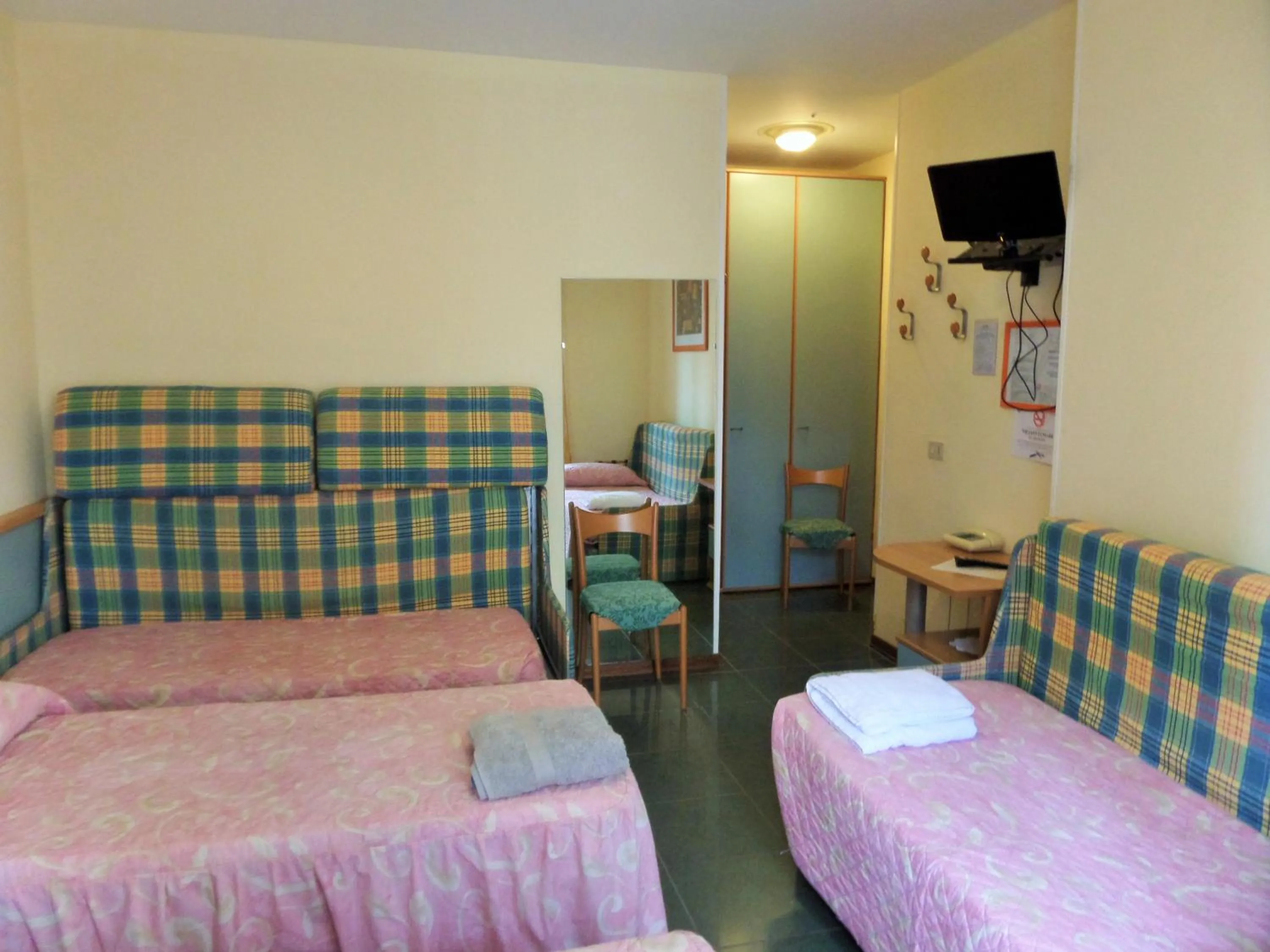 Bedroom, Bed in Hotel Lucerna