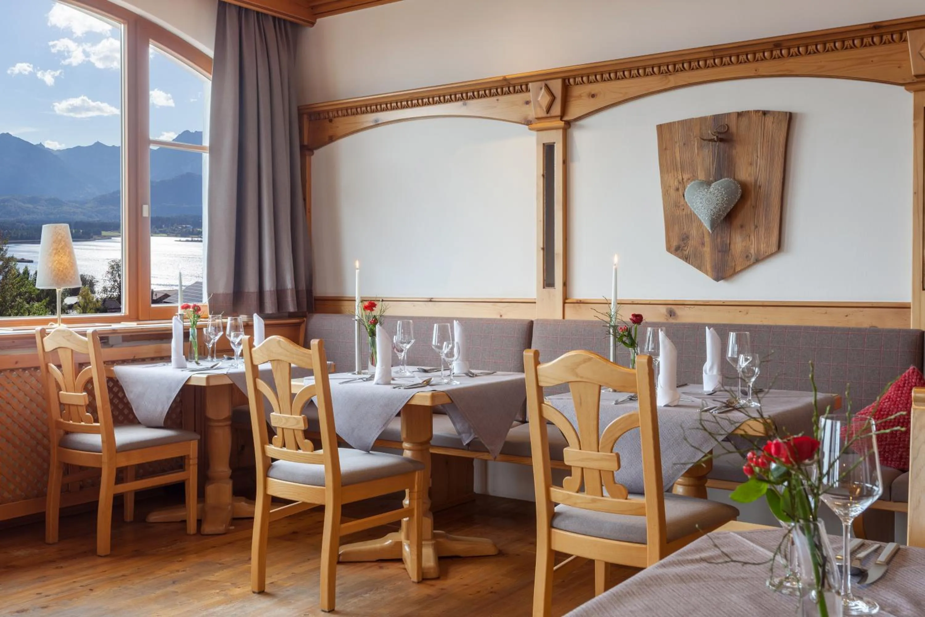 Restaurant/places to eat in Hartungs Hoteldorf
