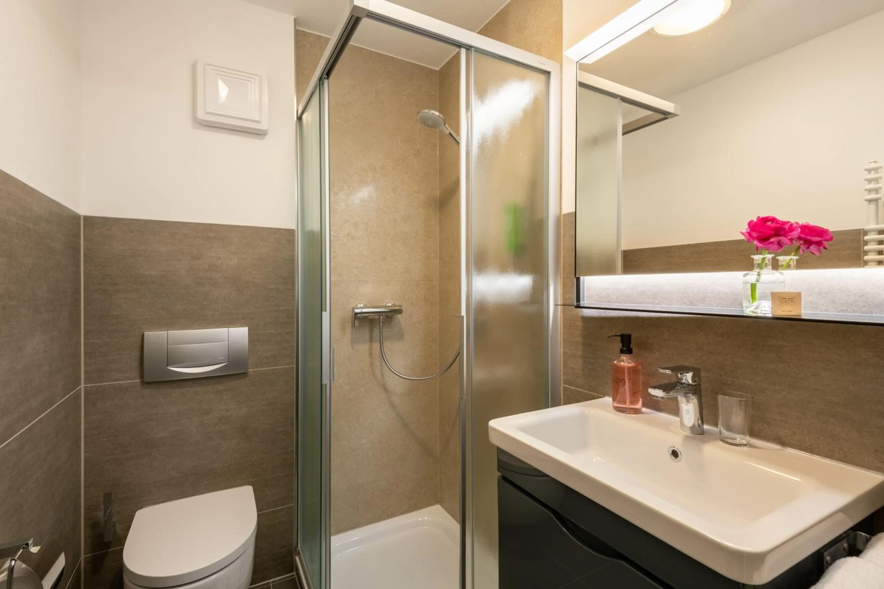 Bathroom in Hartungs Hoteldorf