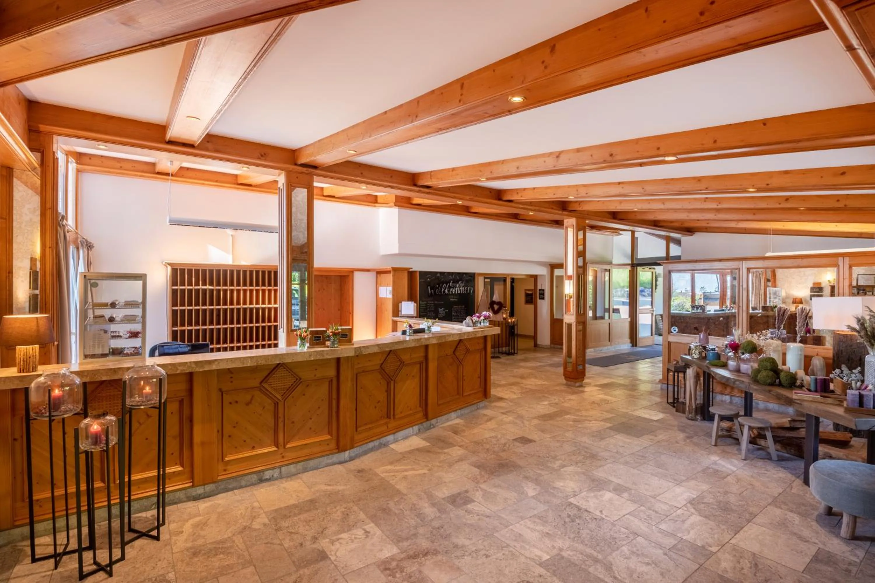 Lobby or reception in Hartungs Hoteldorf