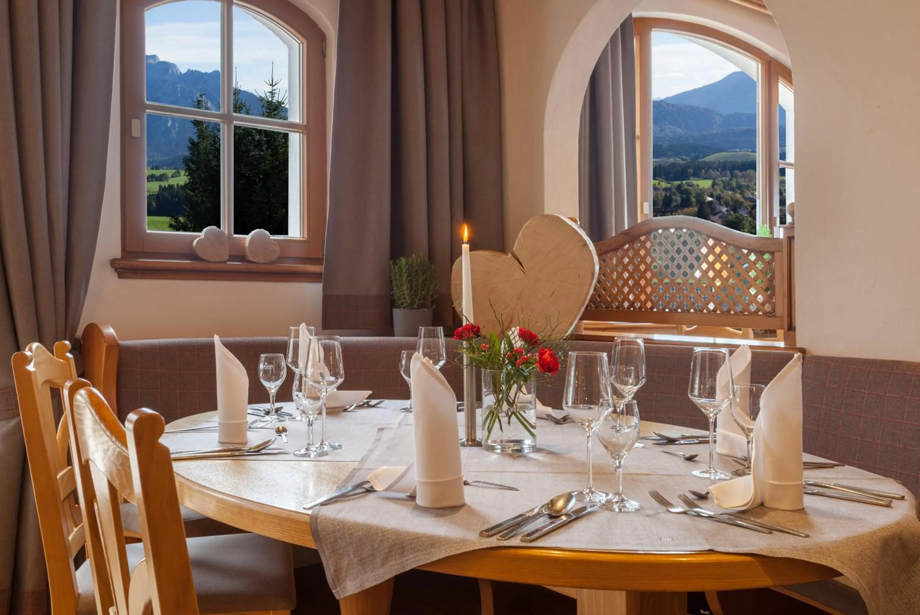 Restaurant/places to eat in Hartungs Hoteldorf