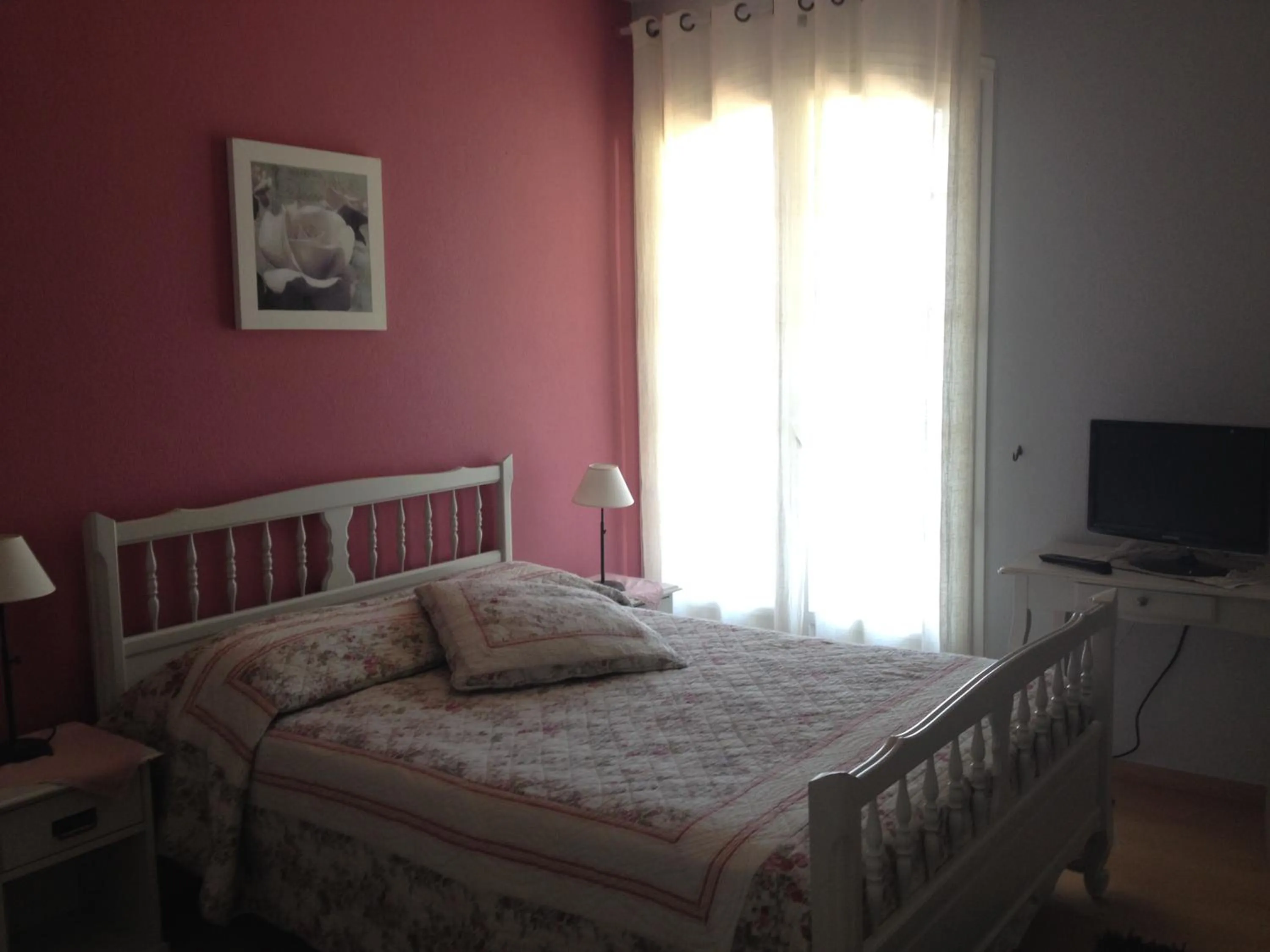 Day in Logis du Comte